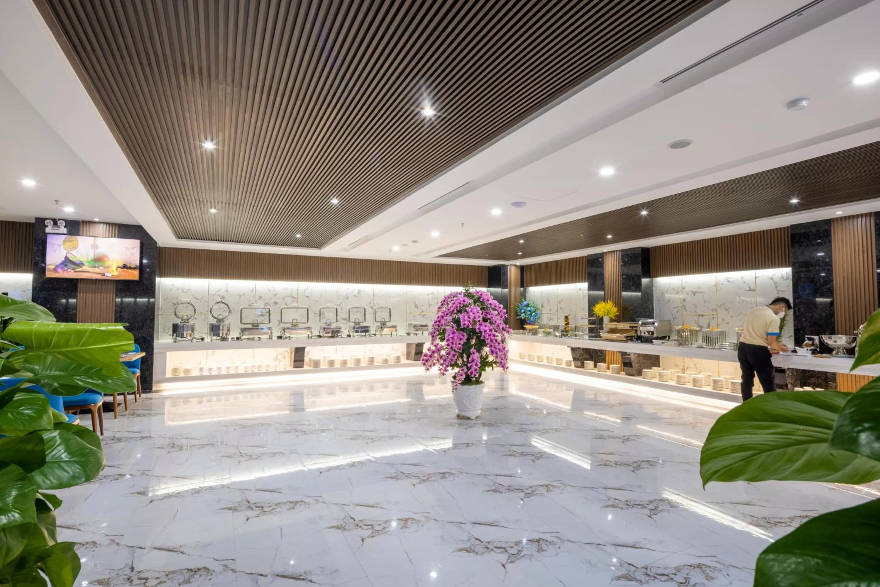 Restaurant/places to eat in Miracle Luxury Nha Trang