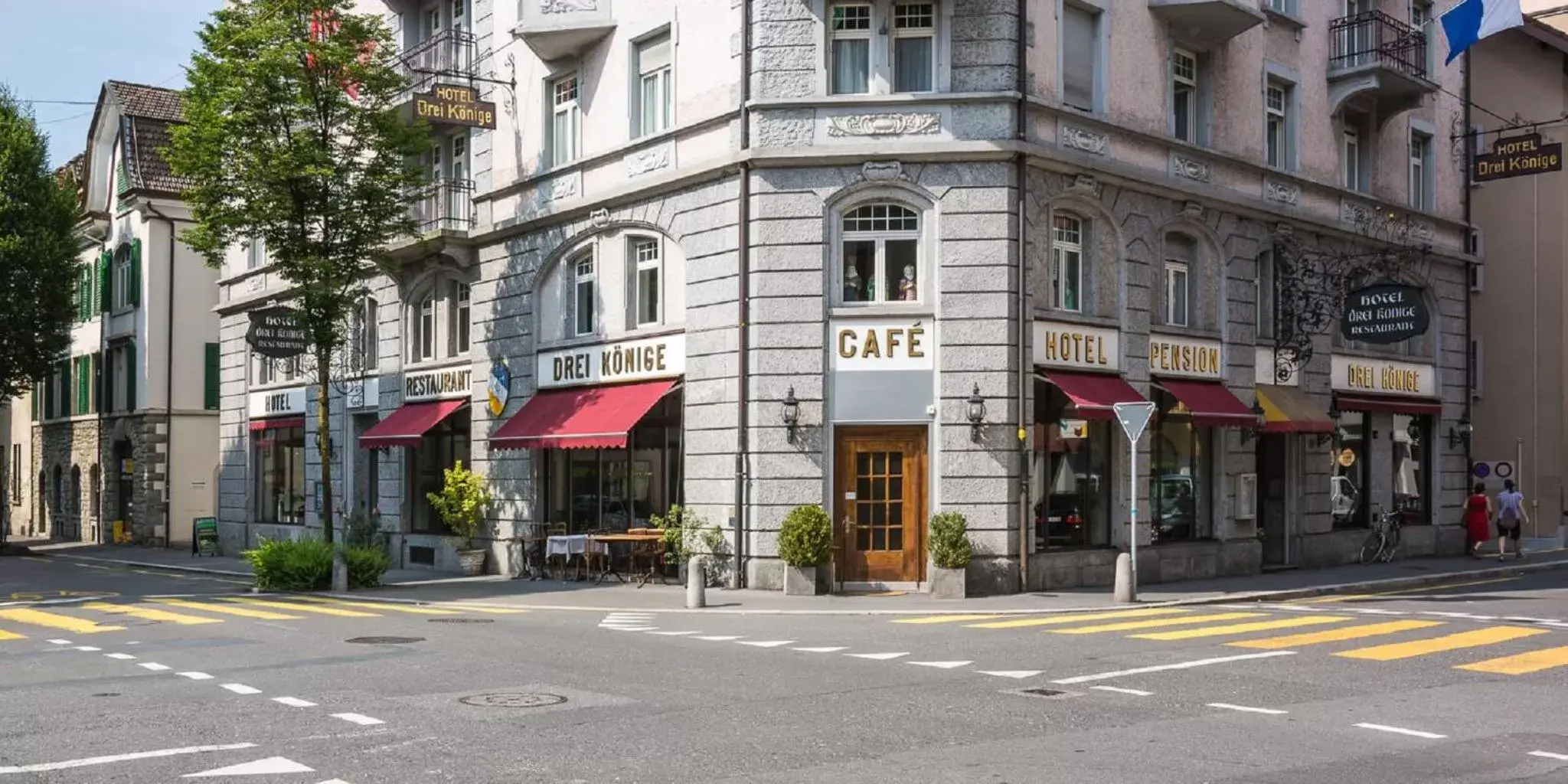 Facade/entrance in Hotel Drei Könige