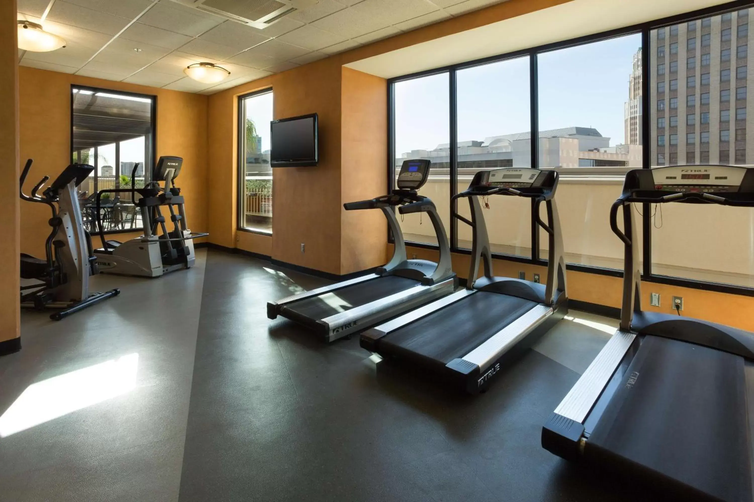 Activities, Fitness Center/Facilities in Drury Inn & Suites San Antonio Riverwalk