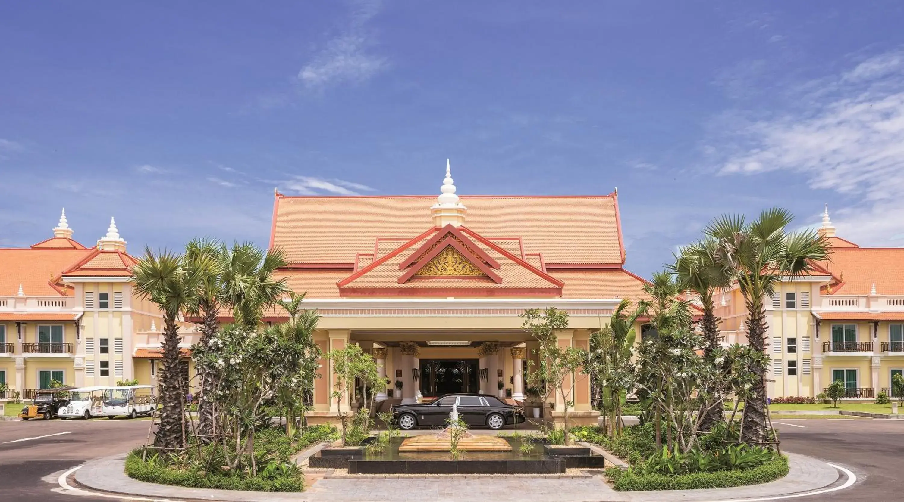 Facade/entrance in Sokha Siem Reap Resort & Convention Center