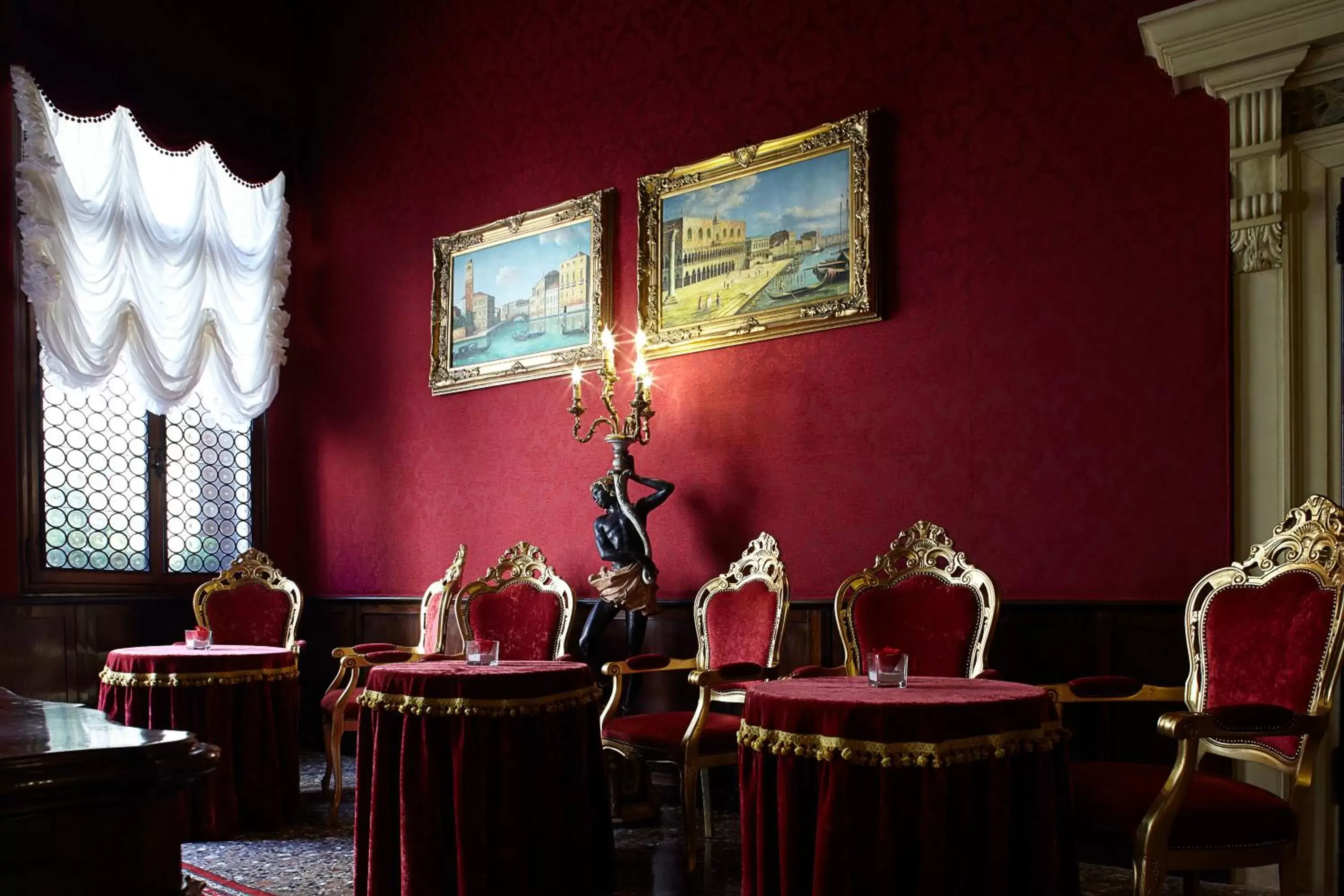 Lounge or bar, Banquet Facilities in Palazzo Paruta & Wellness Suites