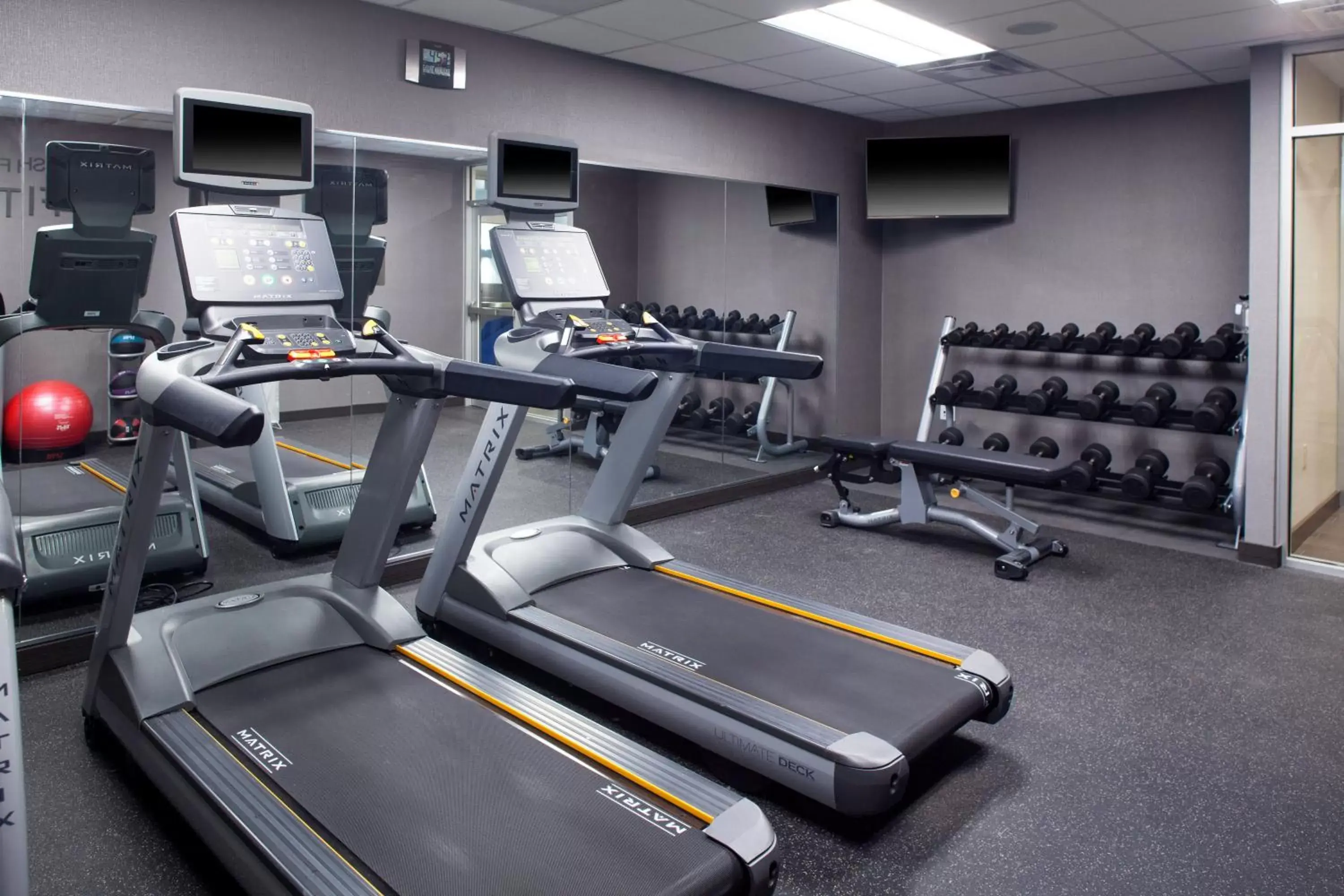 Fitness Center/Facilities in Fairfield Inn & Suites by Marriott Detroit Canton