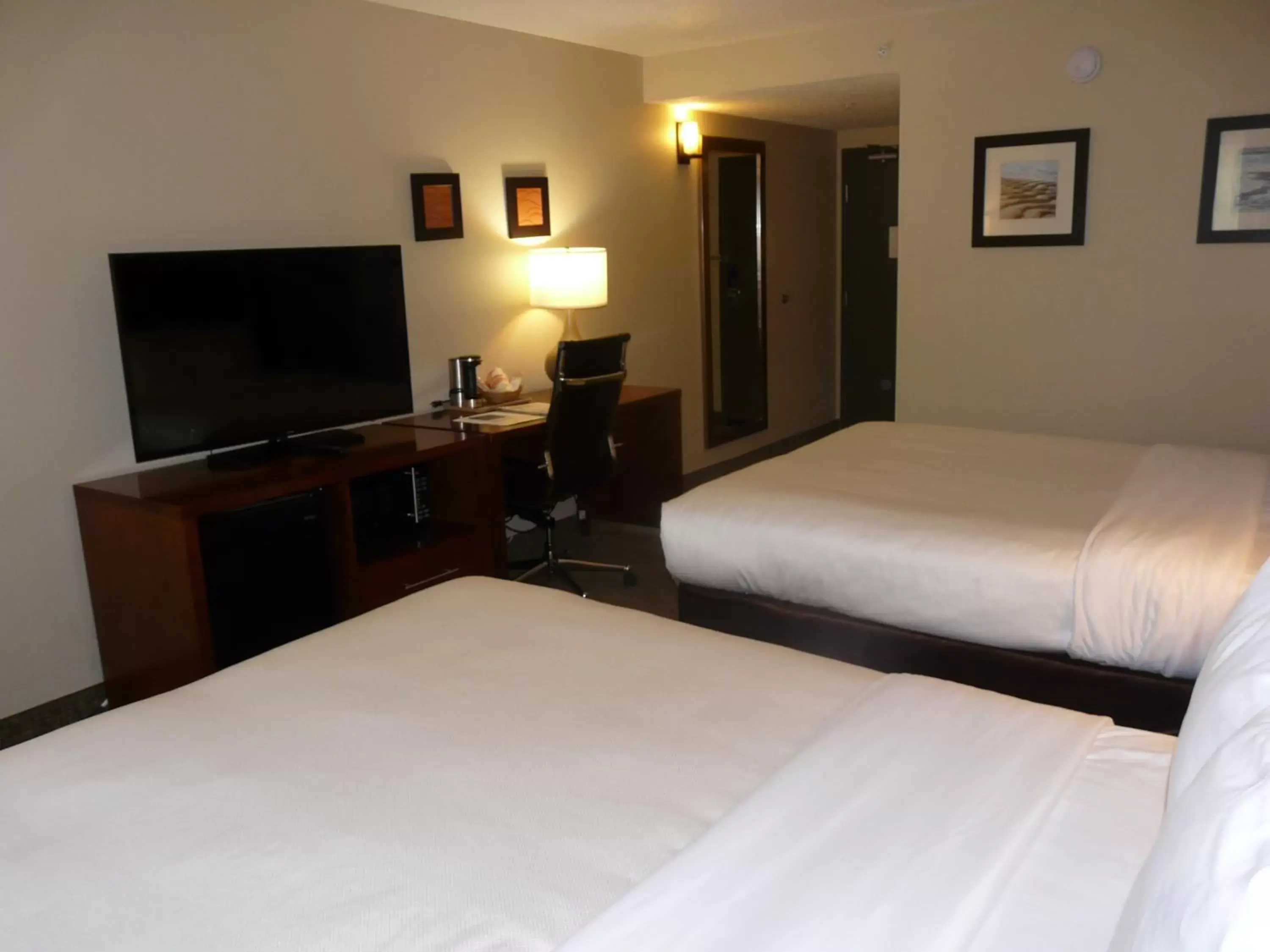 Bed in Comfort Inn Fort Myers Northeast