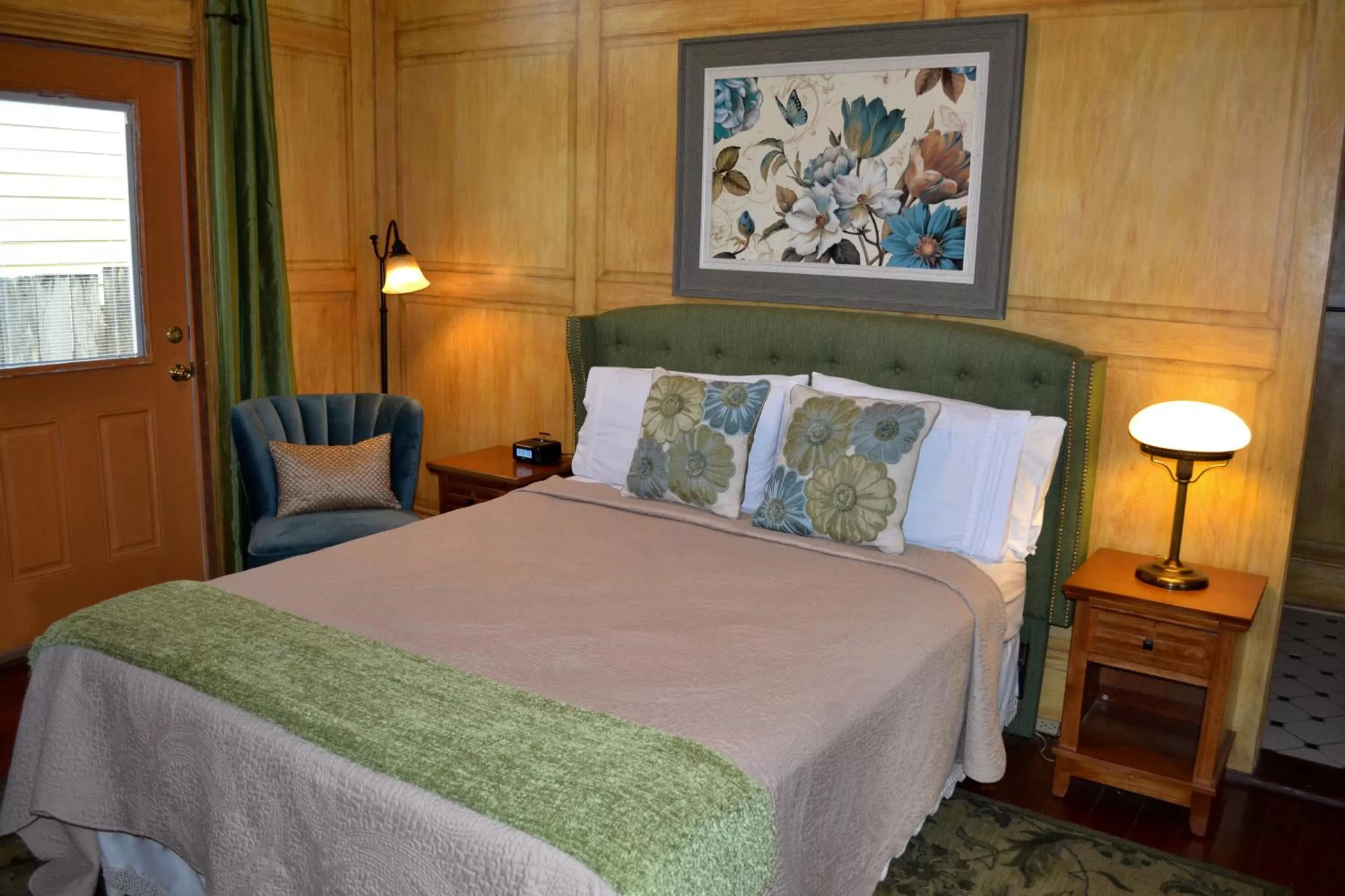 Bed in Auld Sweet Olive Bed and Breakfast