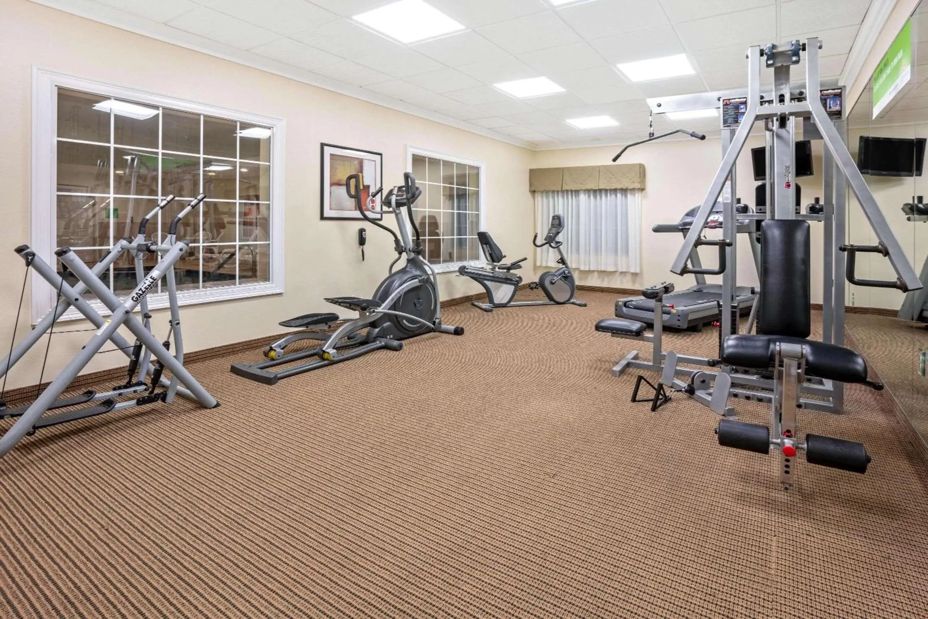 Fitness centre/facilities, Fitness Center/Facilities in La Quinta by Wyndham Houston - Magnolia