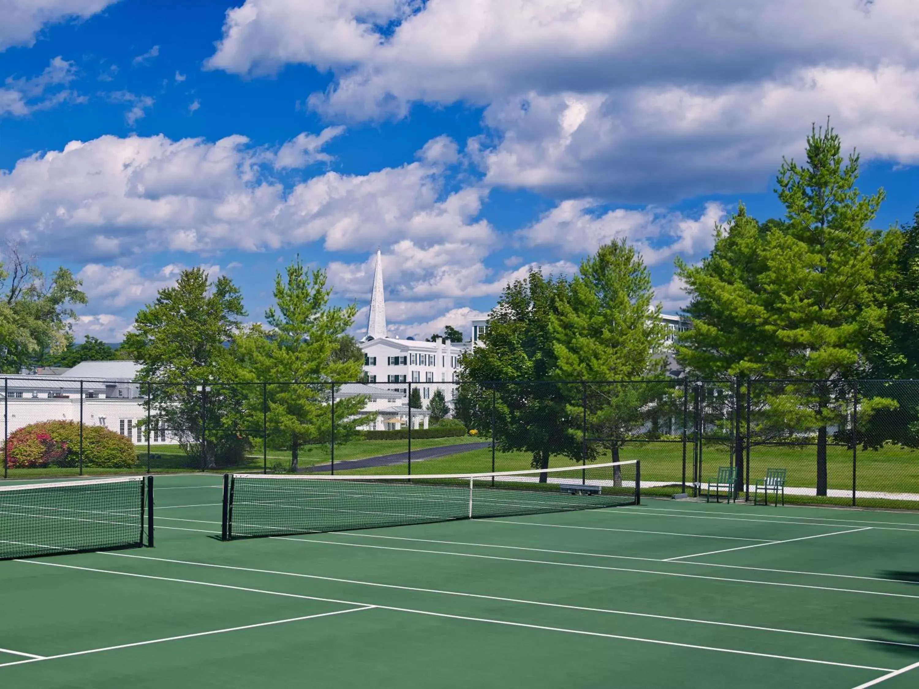 Tennis court in The Equinox Golf Resort & Spa