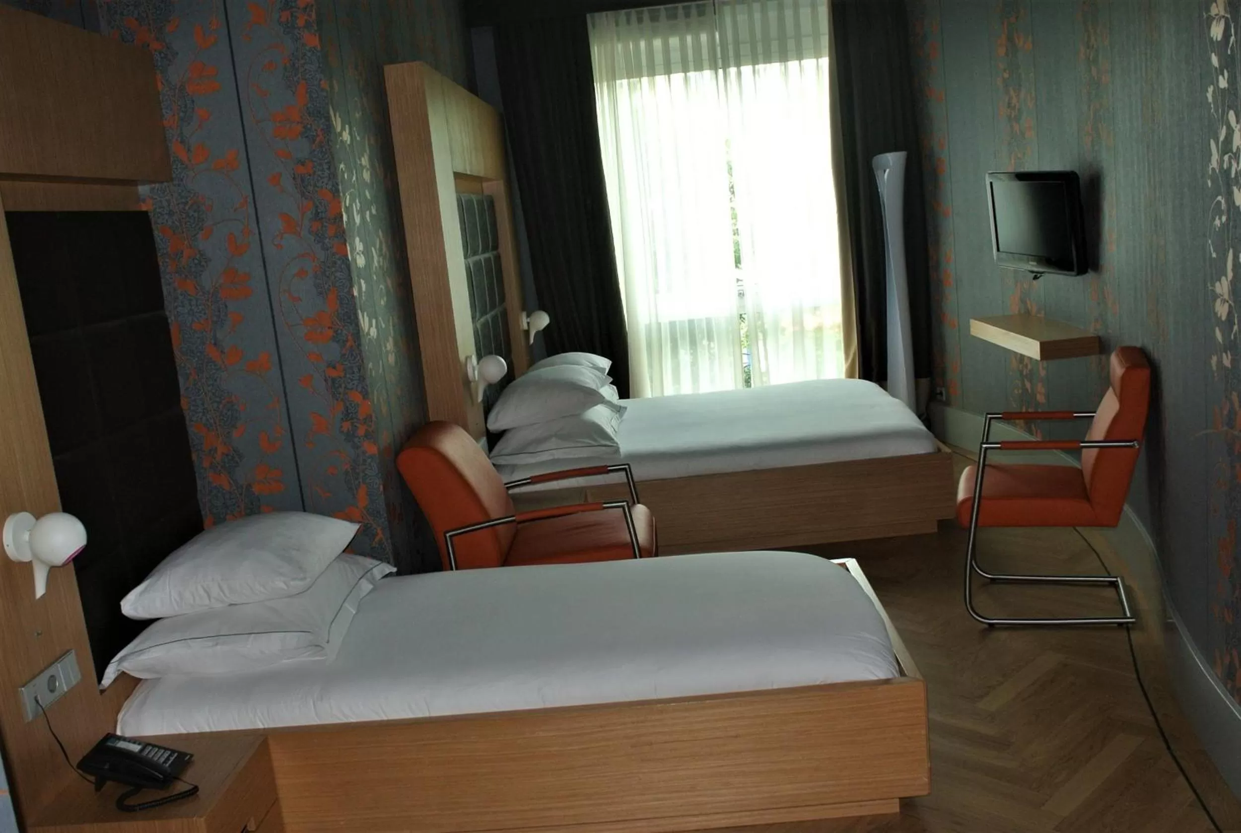 Bed in Amadi Park Hotel