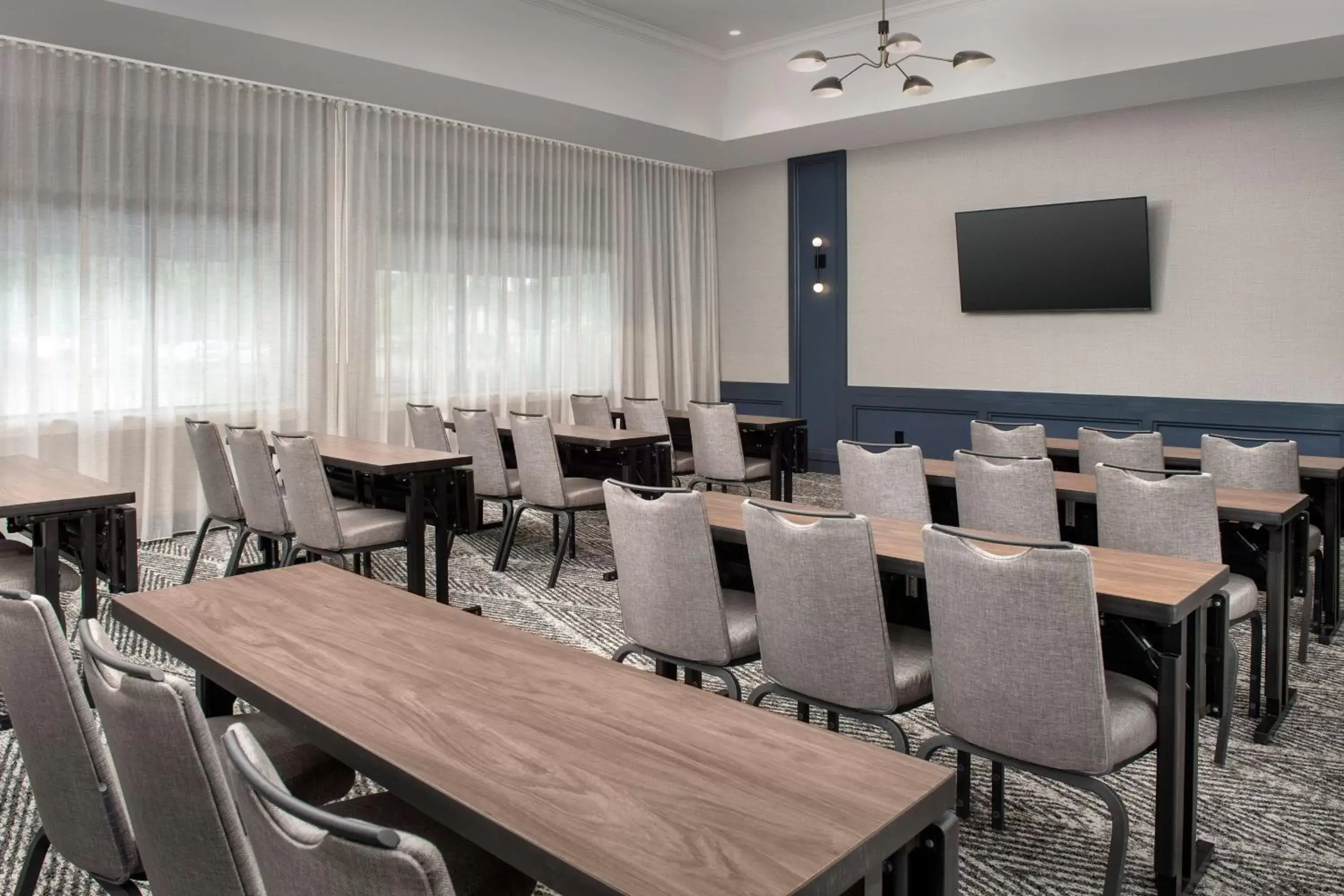 Meeting/conference room in Courtyard by Marriott Savannah Downtown - Historic District