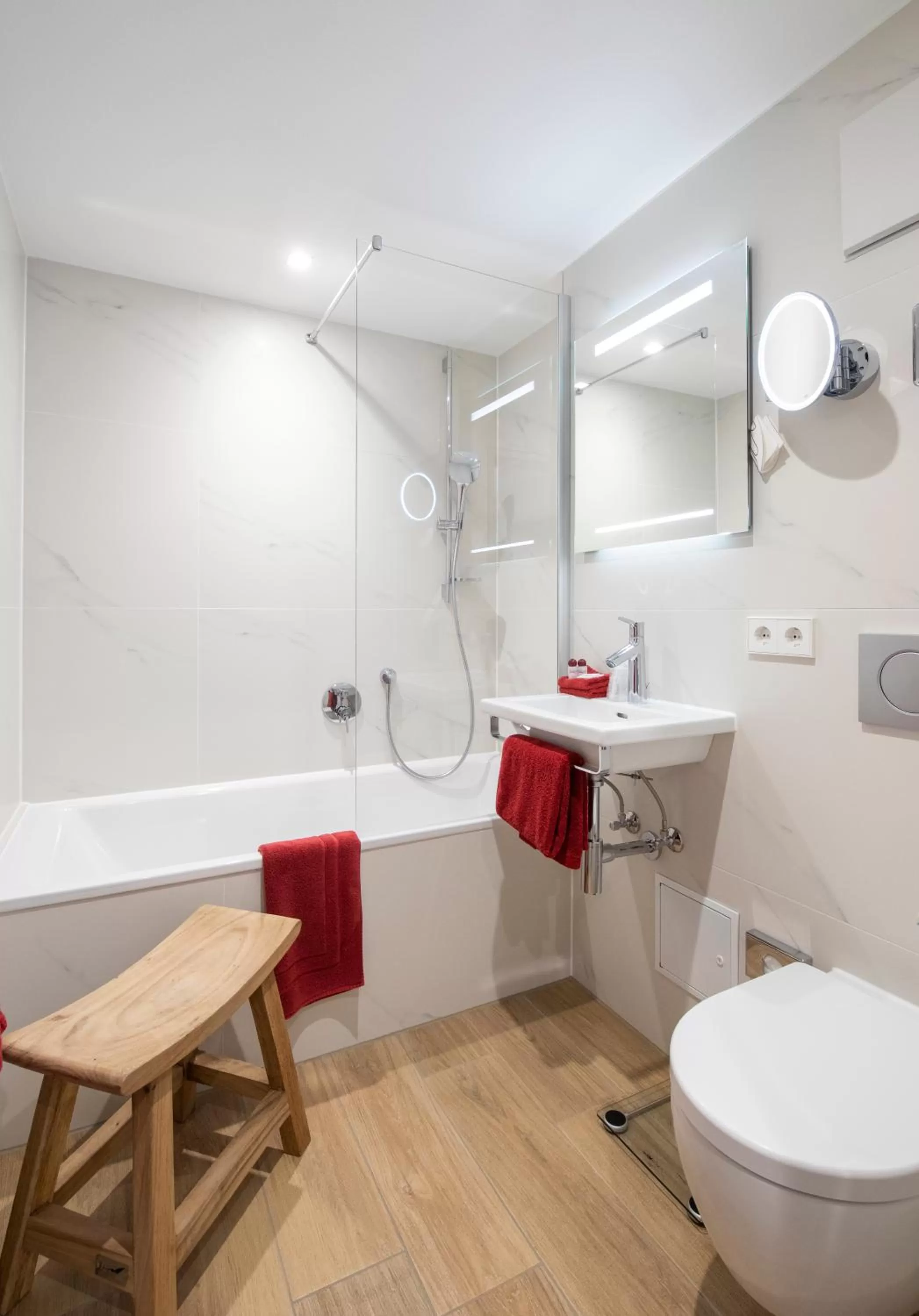 Toilet in Hotel Garni Jägerhof