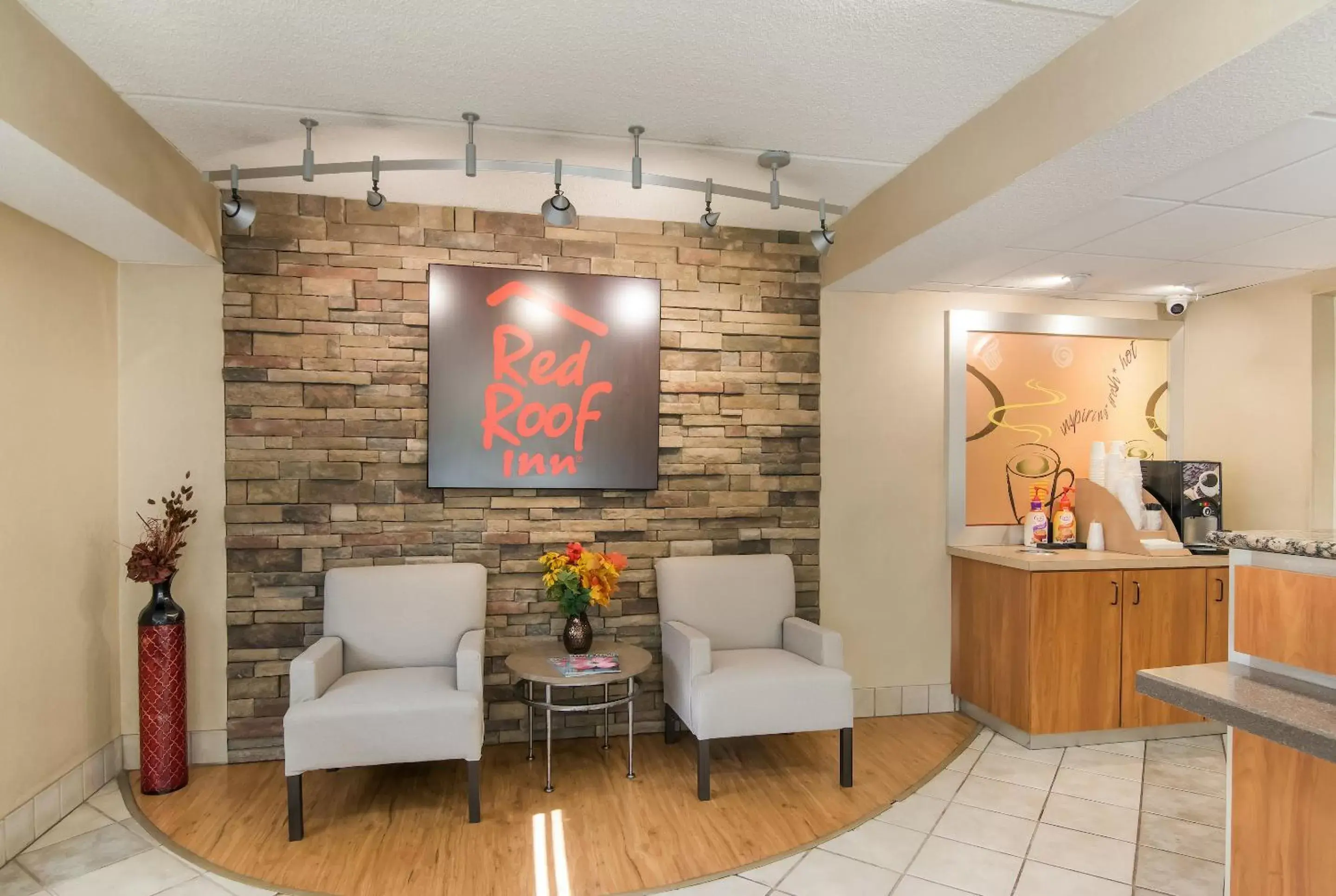 Lobby or reception, Lobby/Reception in Red Roof Inn Durham - Triangle Park