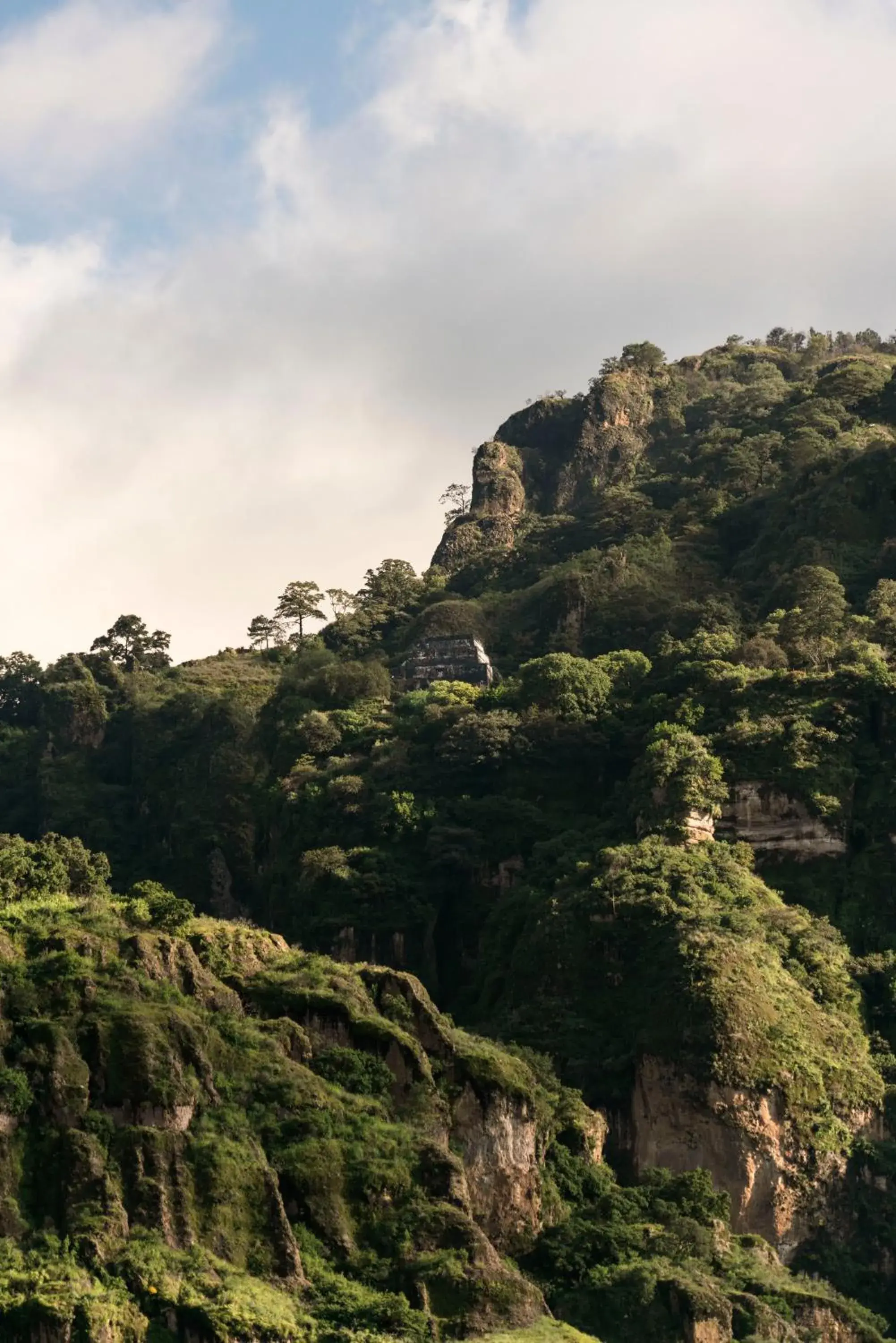 Nearby landmark, Natural Landscape in Posada del Tepozteco