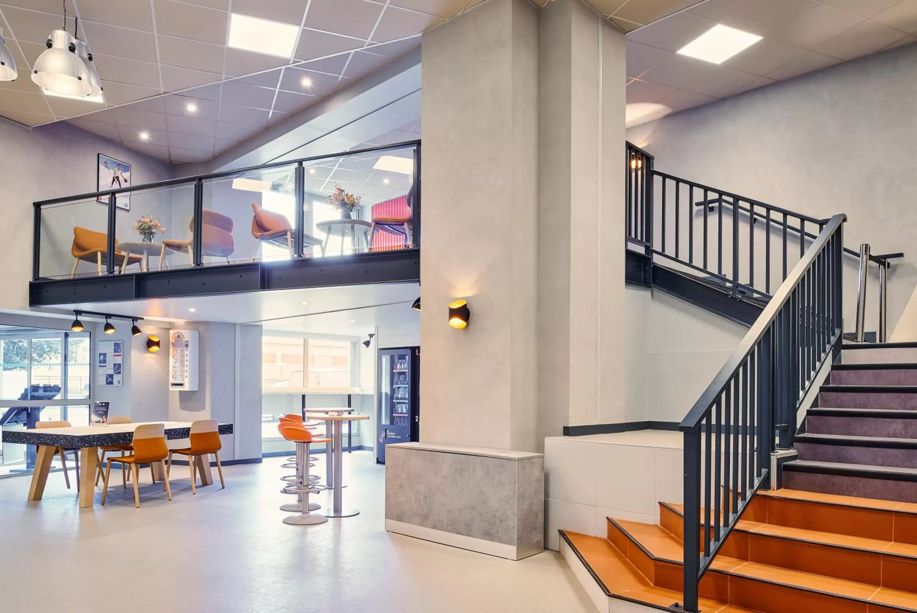 Lobby or reception in ibis budget Paris Porte d'Aubervilliers Lobby or reception in ibis budget Paris Porte d'Aubervilliers