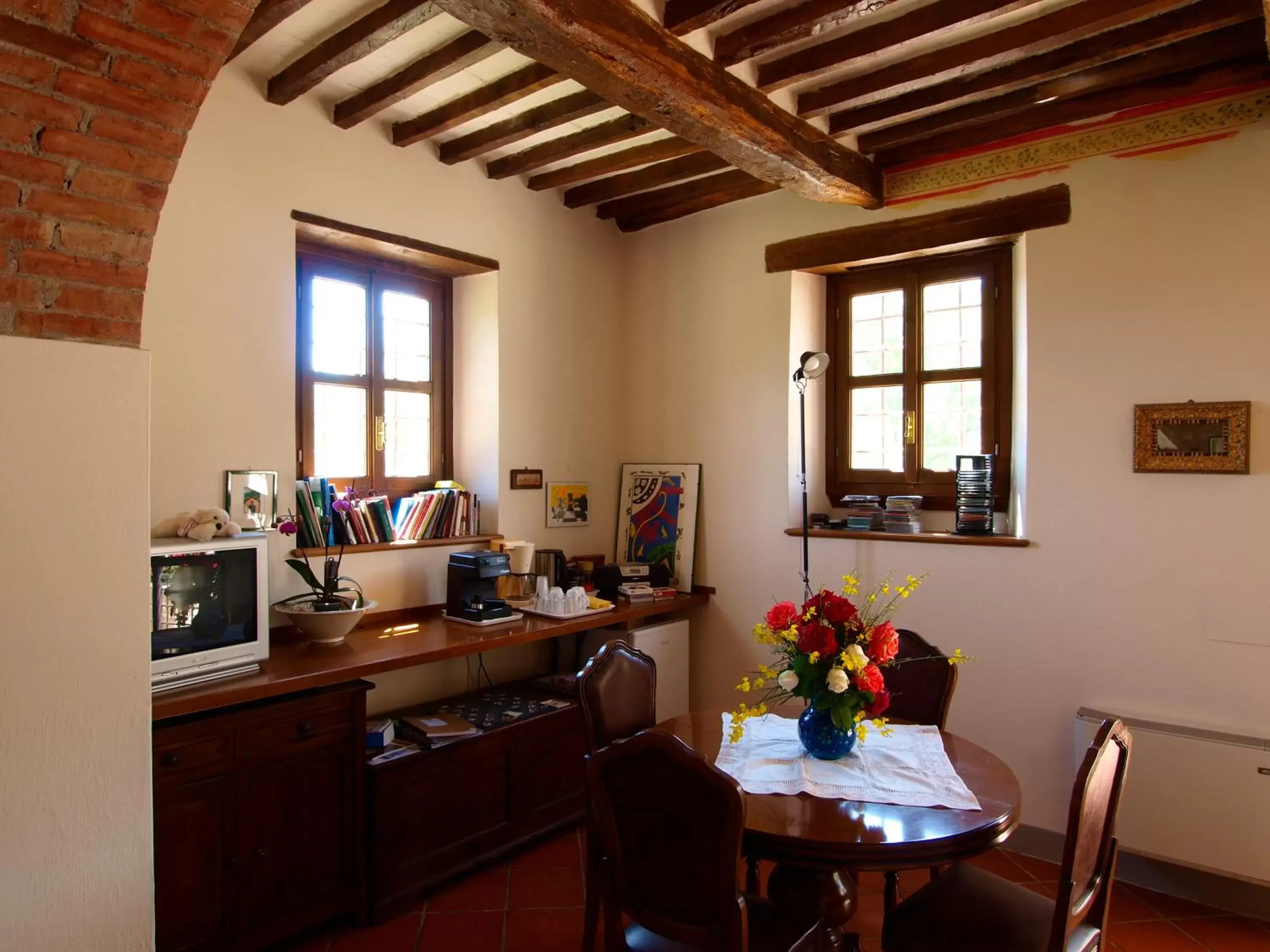 Dining area in Casignano