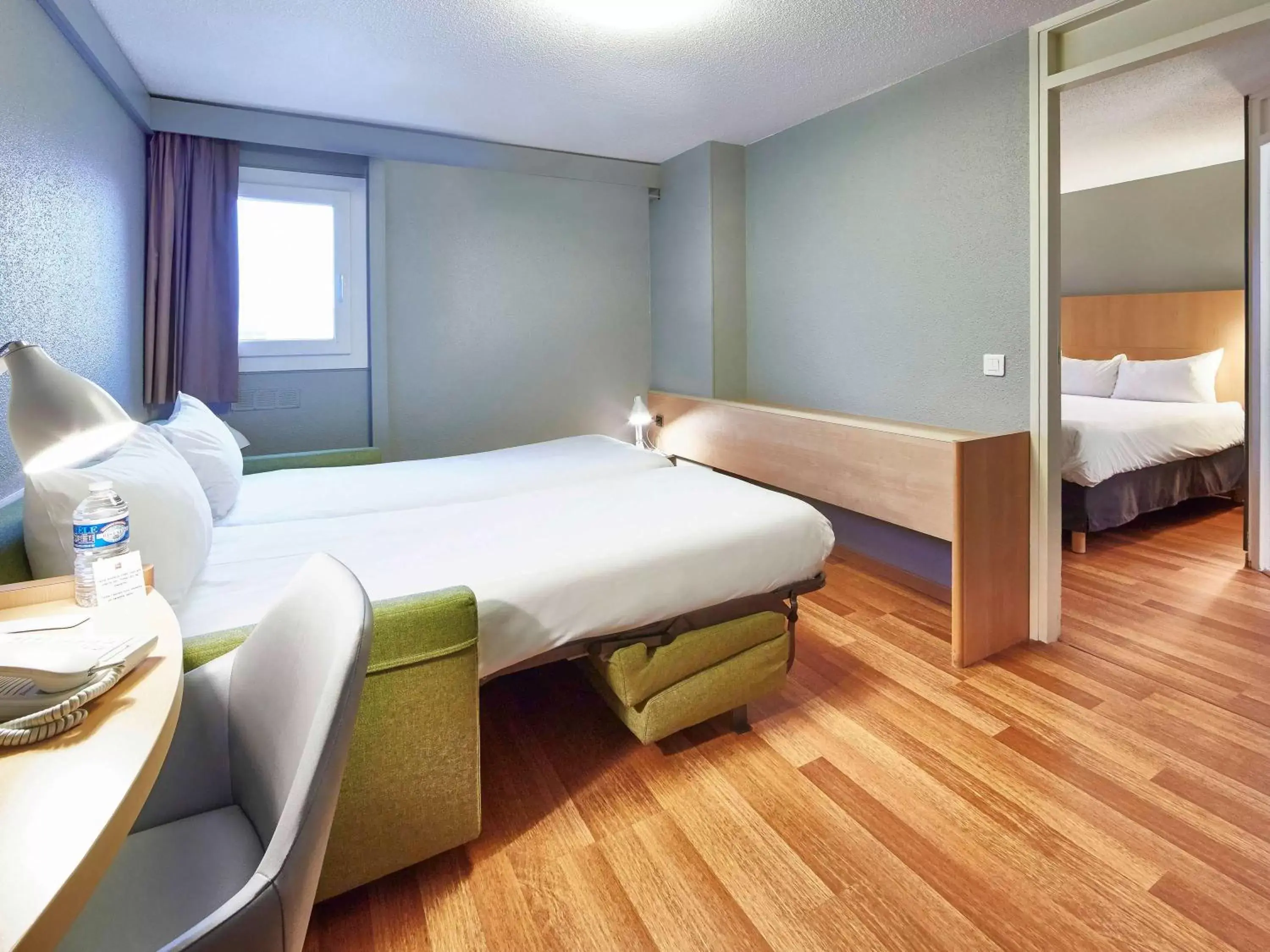 Photo of the whole room, Bed in ibis Haguenau Strasbourg Nord