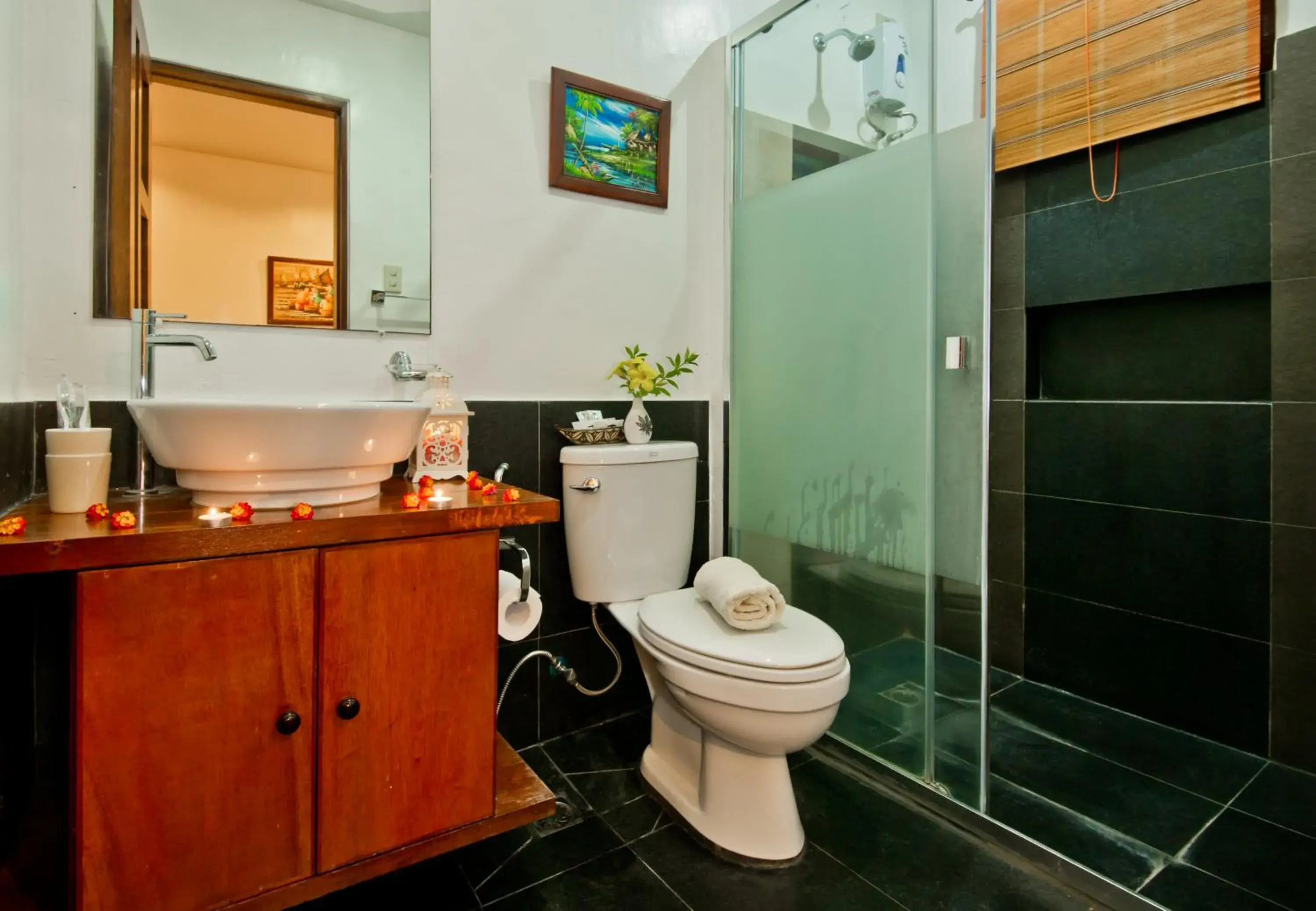 Bathroom in Acacia Tree Garden Hotel