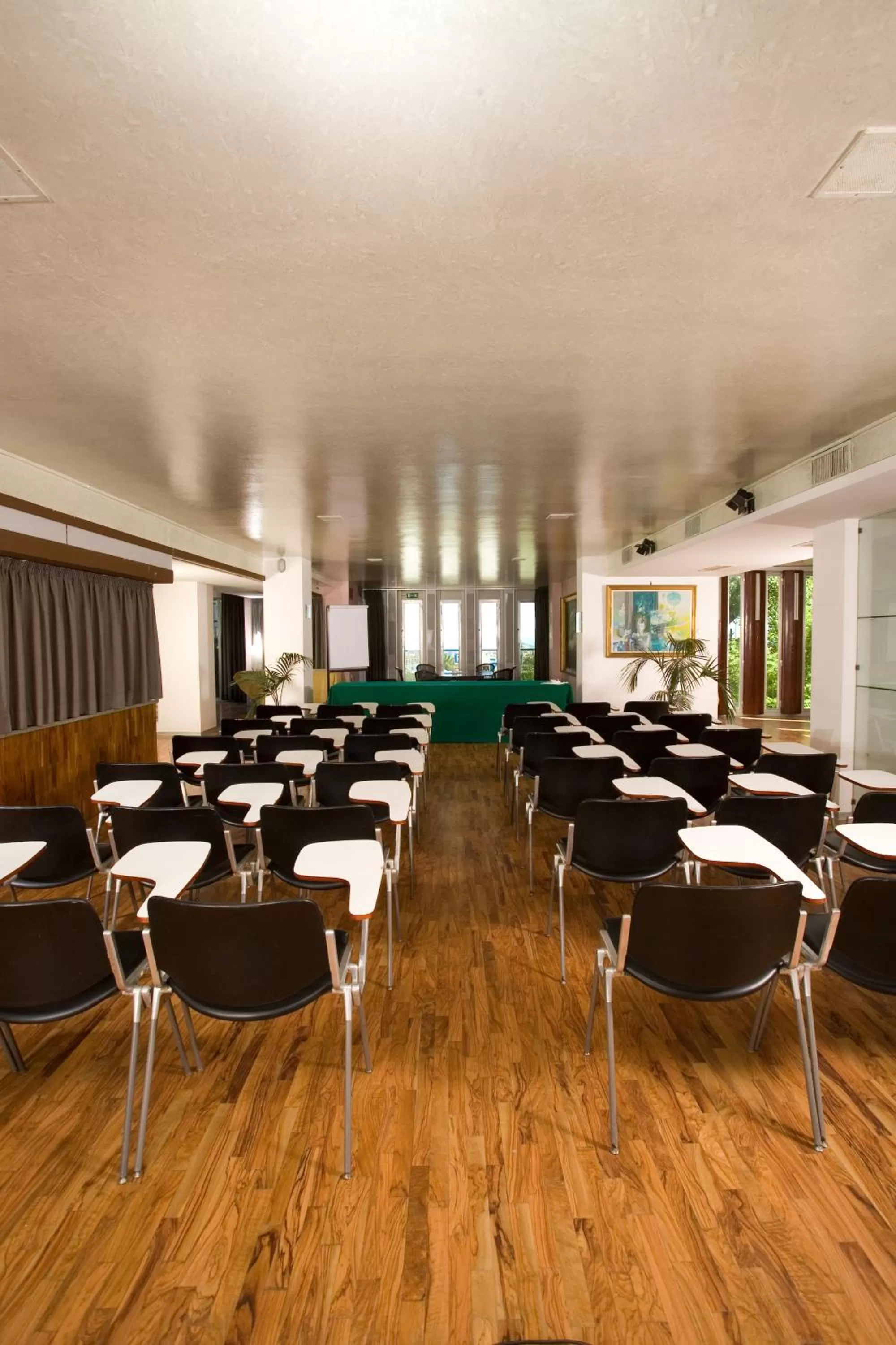 Business facilities in Hotel Bellevue