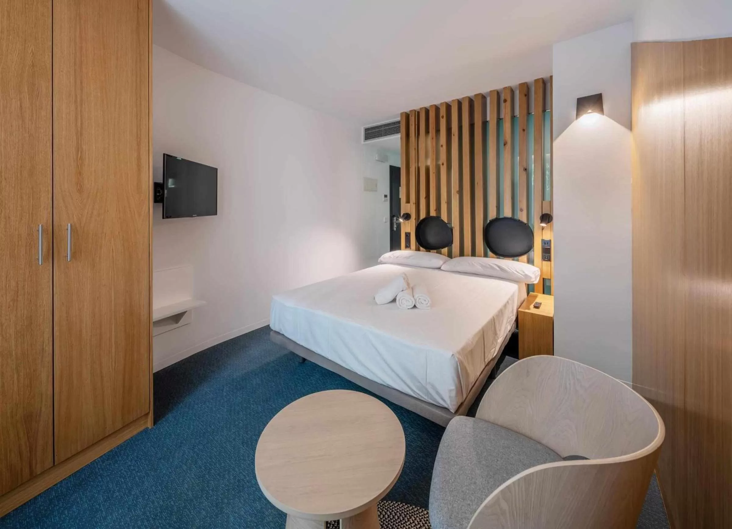 Superior Double Room in Nature by Raidom