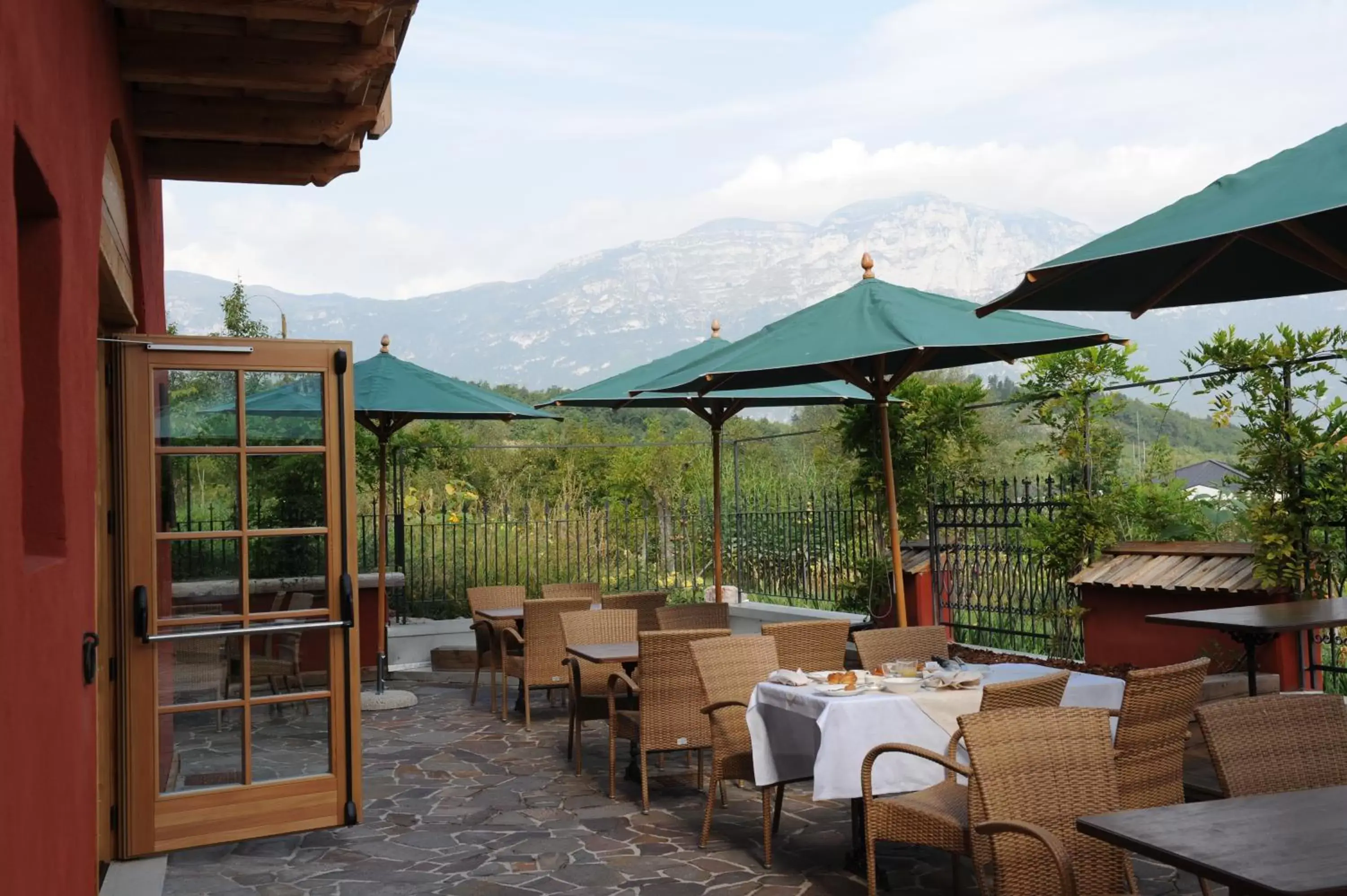 Balcony/Terrace, Restaurant/Places to Eat in Hotel Relais Vecchio Maso