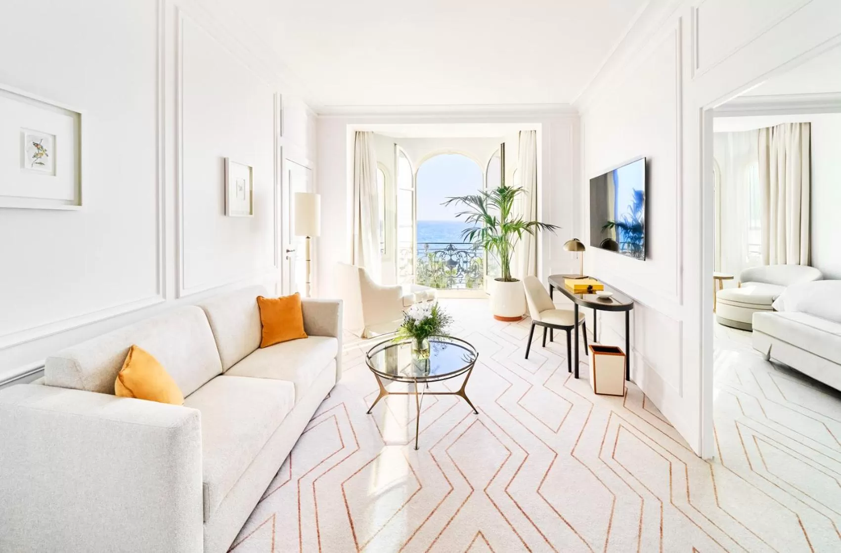 Bedroom in Carlton Cannes, a Regent Hotel