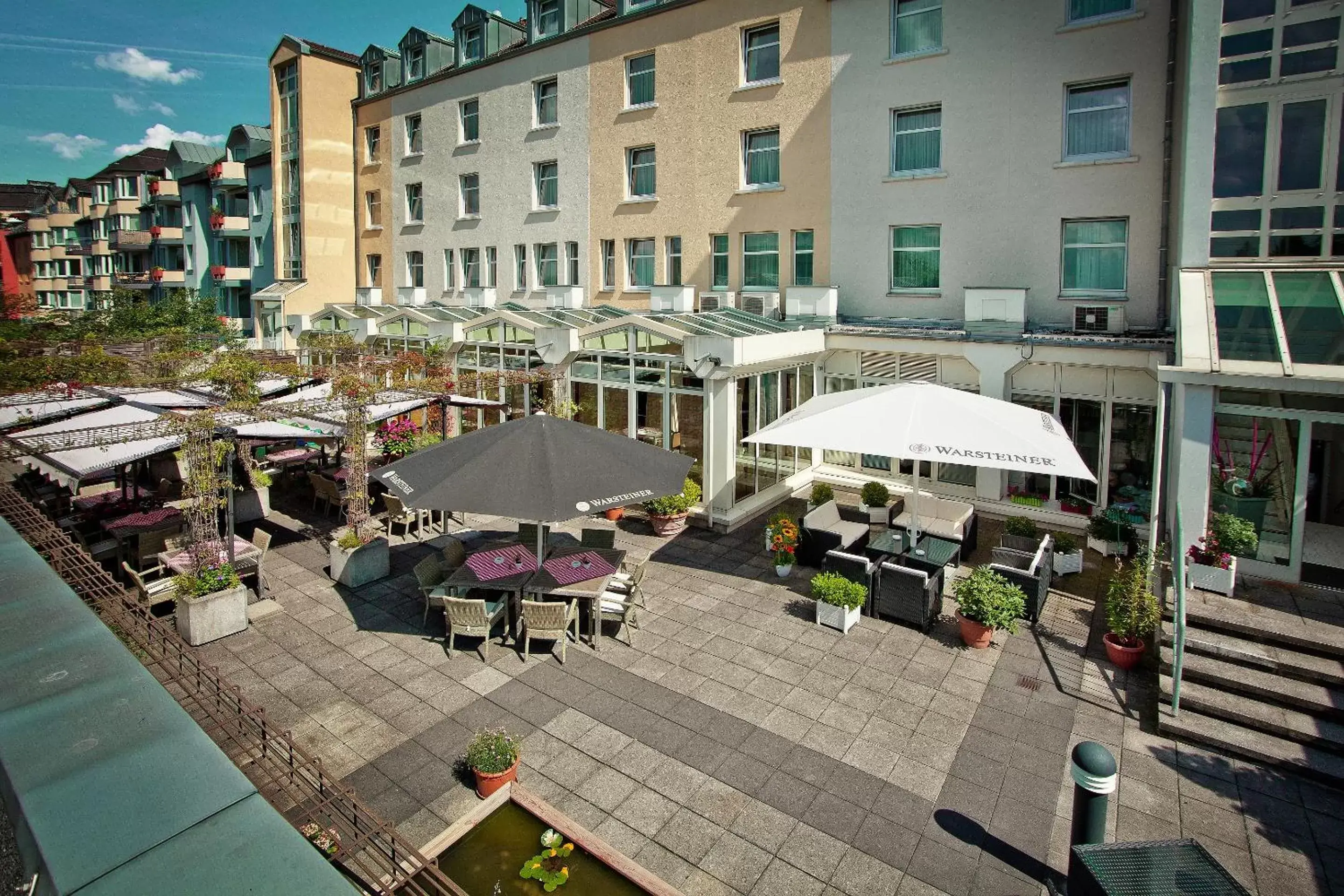 Balcony/Terrace, Patio/Outdoor Area in President Hotel