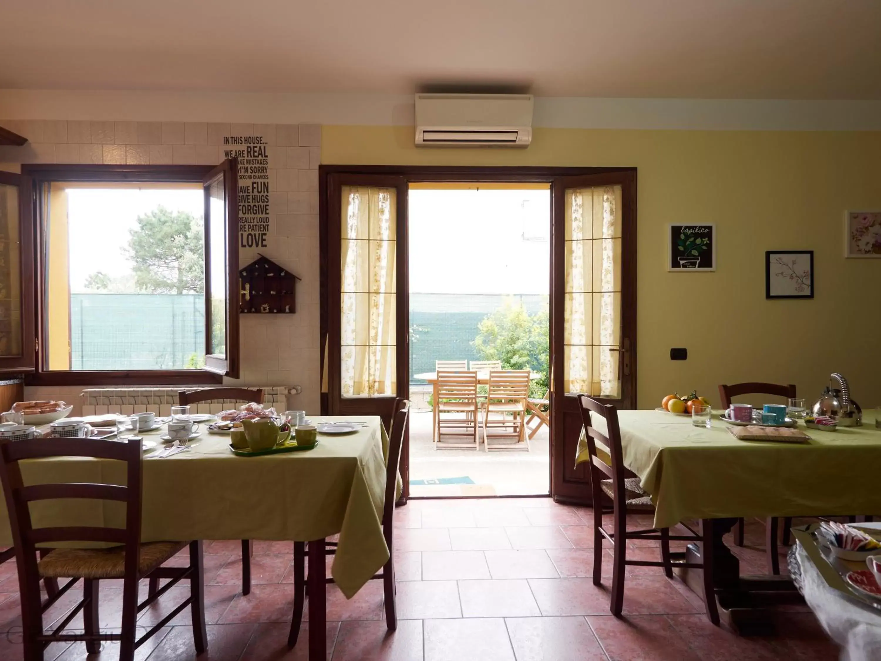 Continental breakfast, Restaurant/Places to Eat in B&B Gassa d'Amante