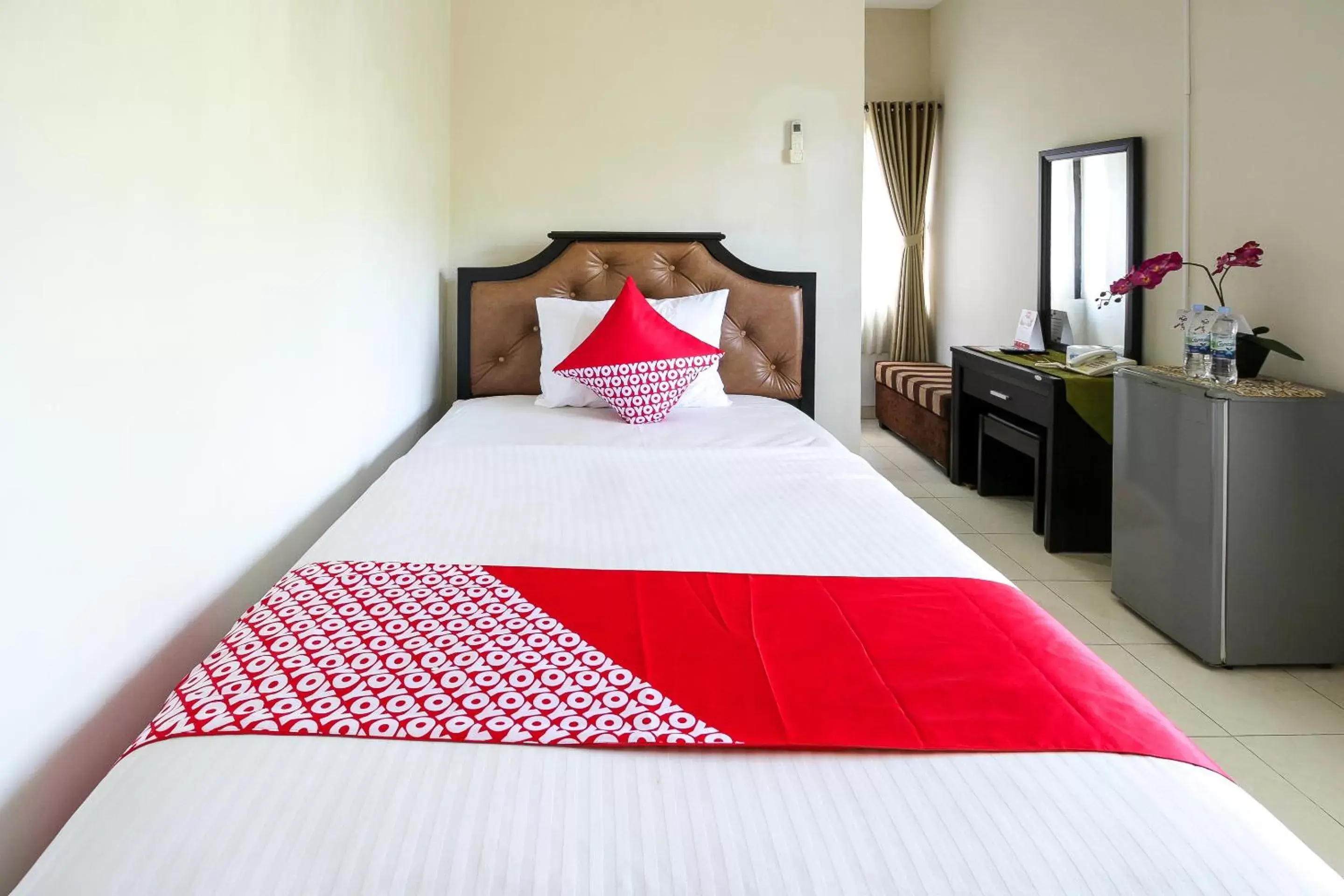 Bedroom, Bed in OYO 734 Tuban Torres Accomodation