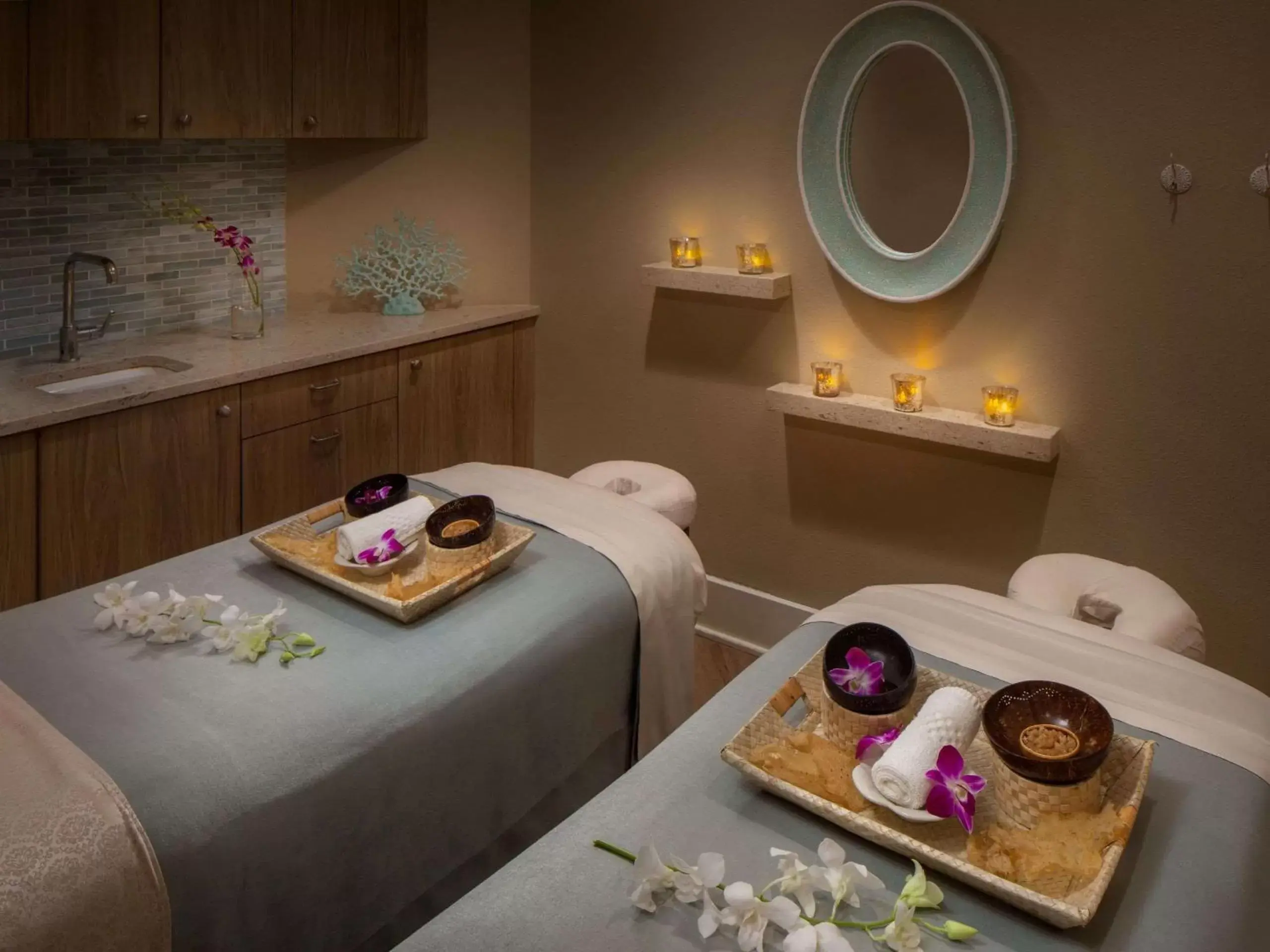 Spa and wellness centre/facilities in Hyatt Centric Key West Resort & Spa Spa and wellness centre/facilities in Hyatt Centric Key West Resort & Spa