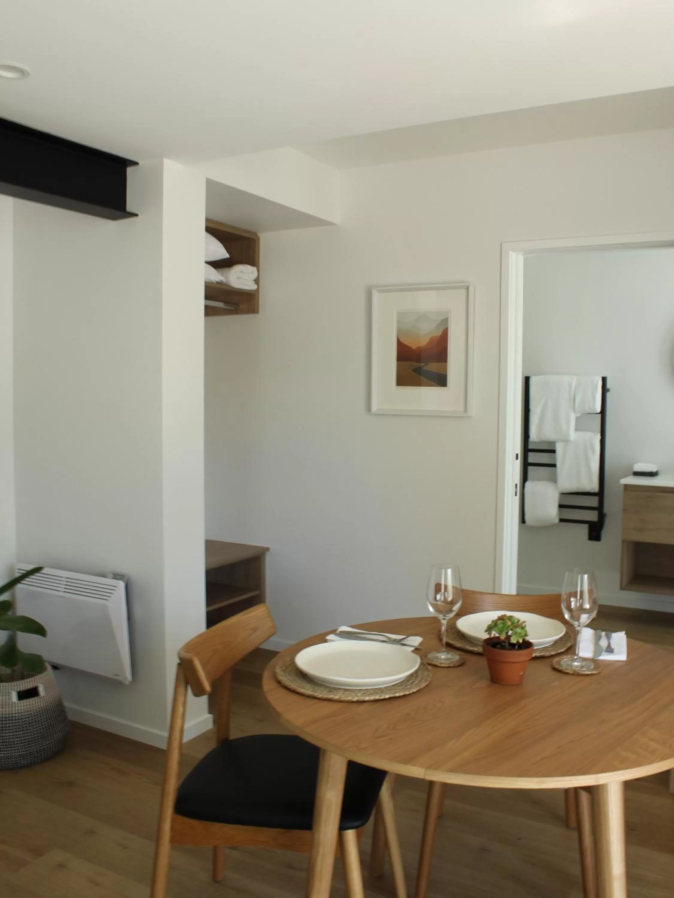 Dining Area in māra