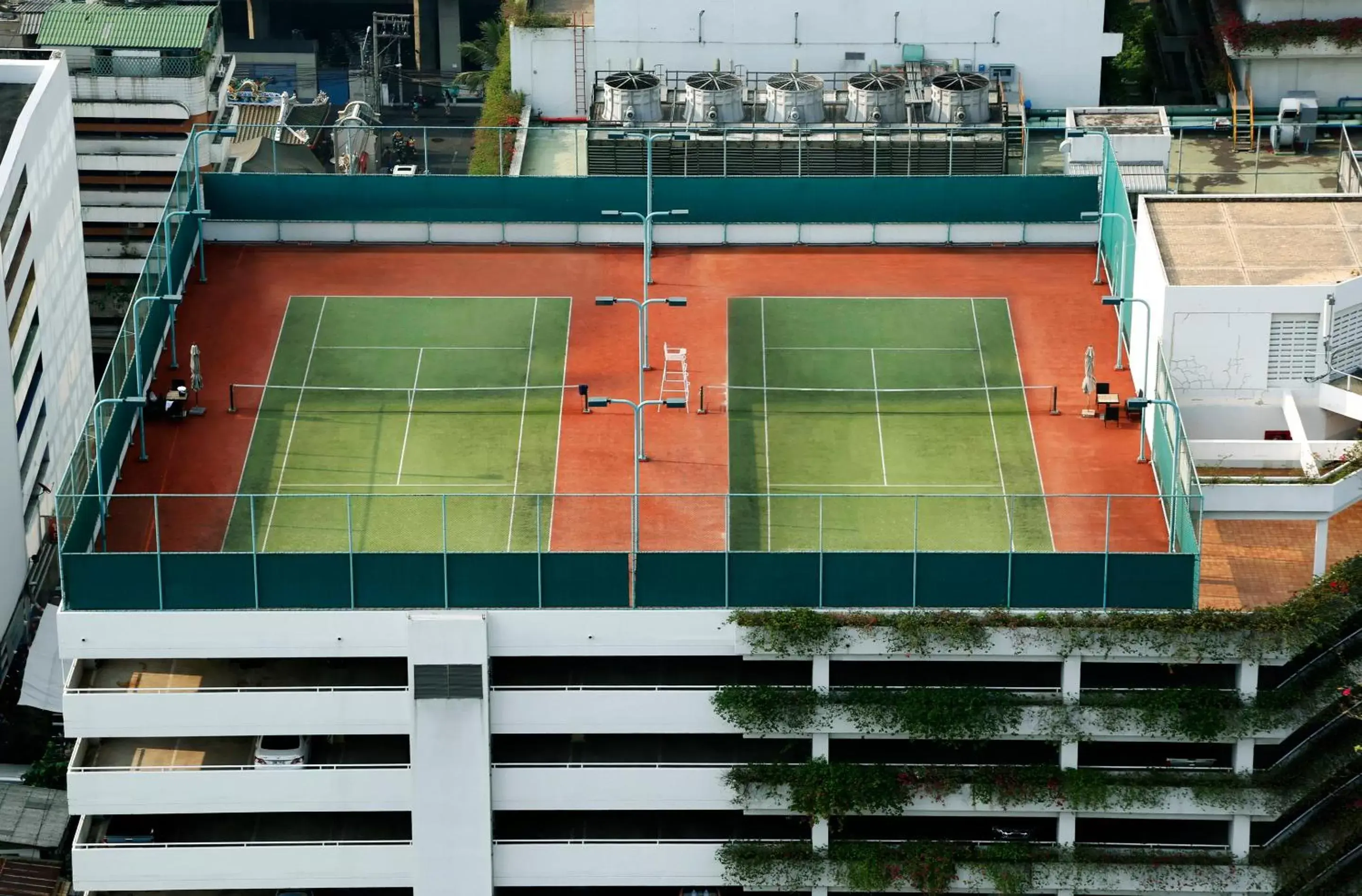 Tennis court, Pool View in Shangri-La Bangkok