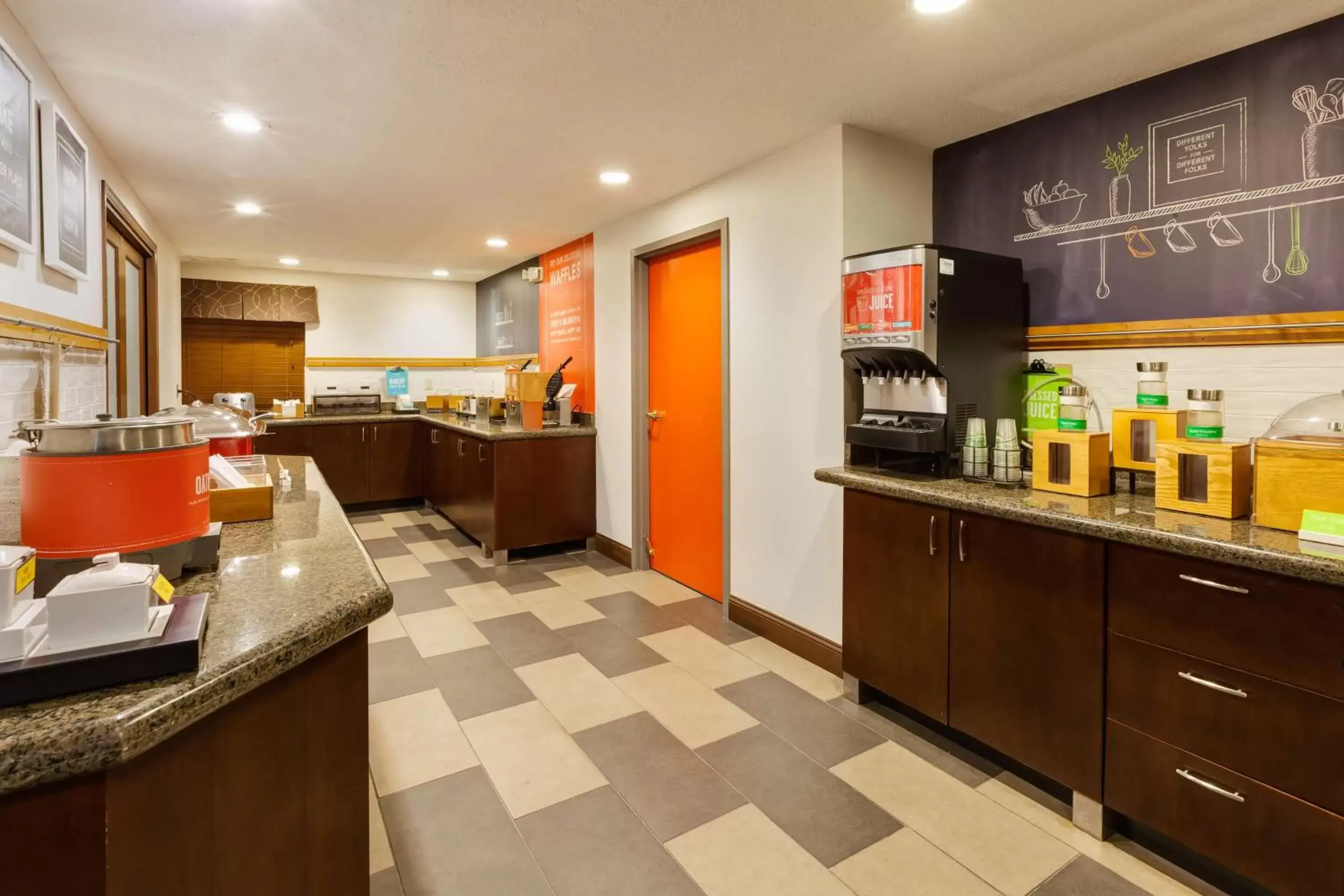 Breakfast, Restaurant/Places to Eat in Hampton Inn Cincinnati Airport-North