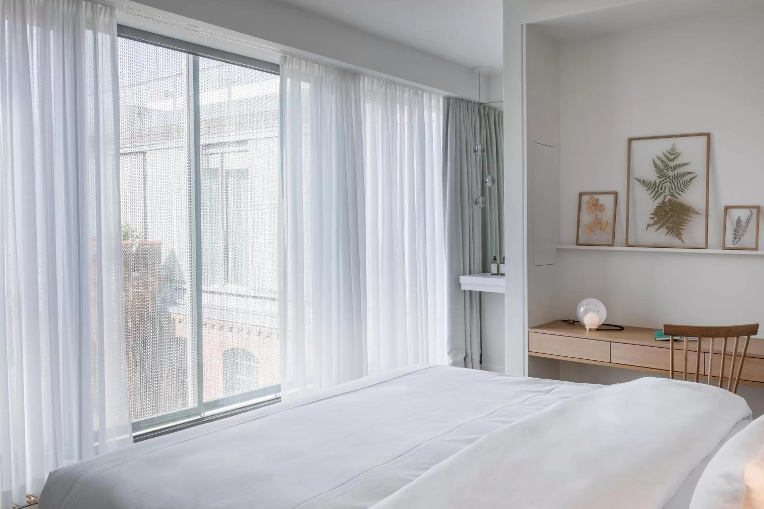 Bedroom, Bed in Wilmina Hotel