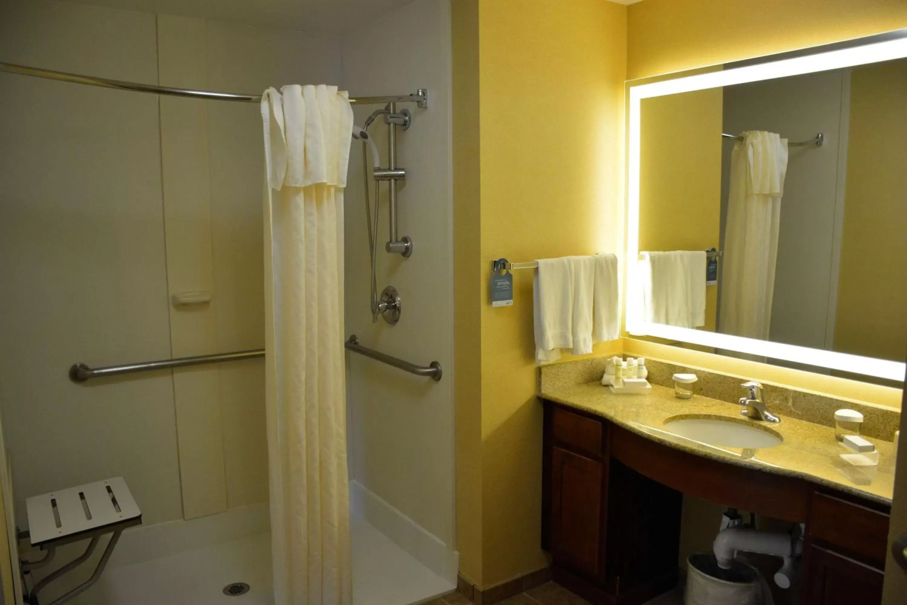 Bathroom in Homewood Suites by Hilton Brighton