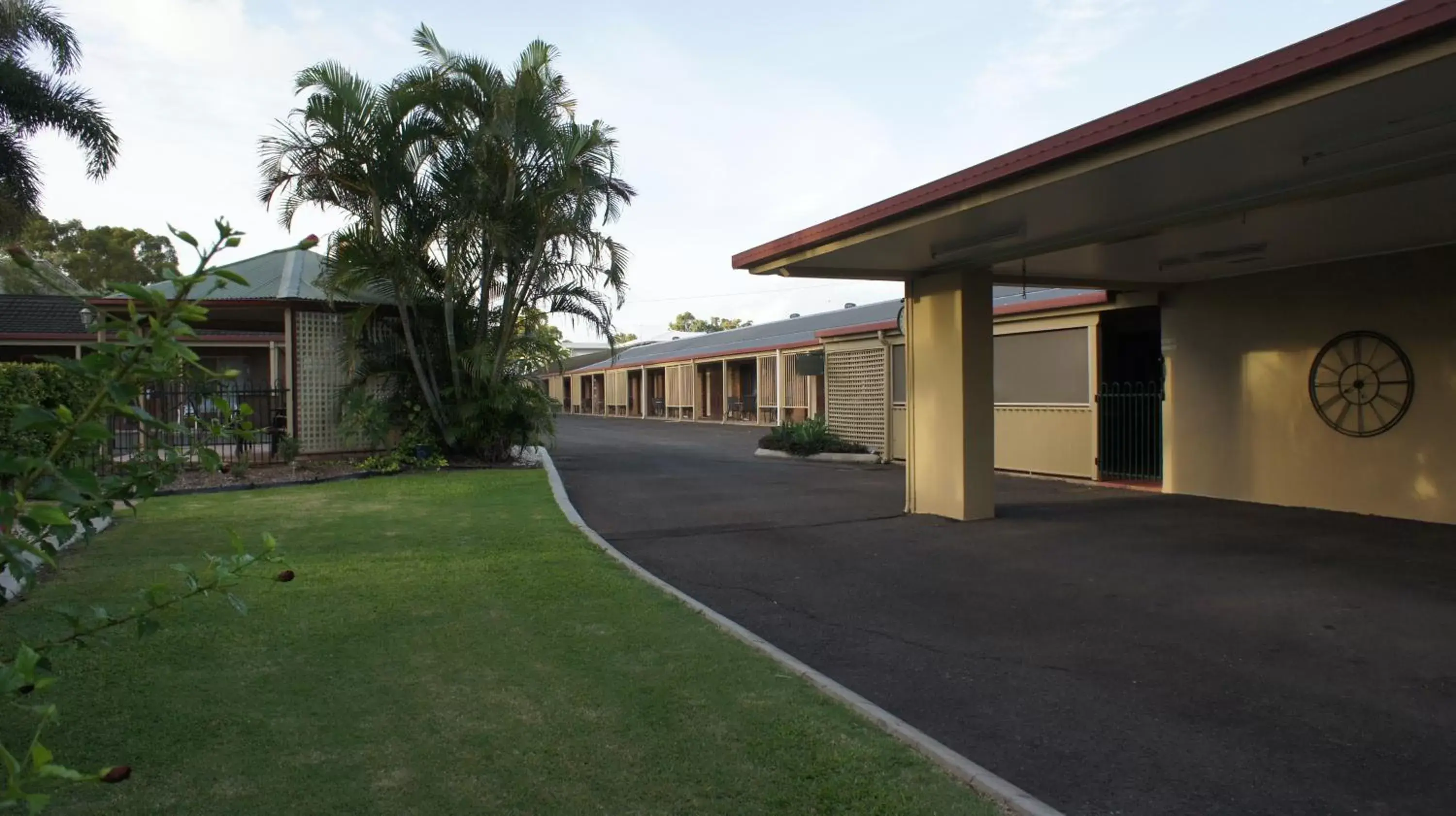 Facade/entrance, Property Building in Cleveland Motor Inn