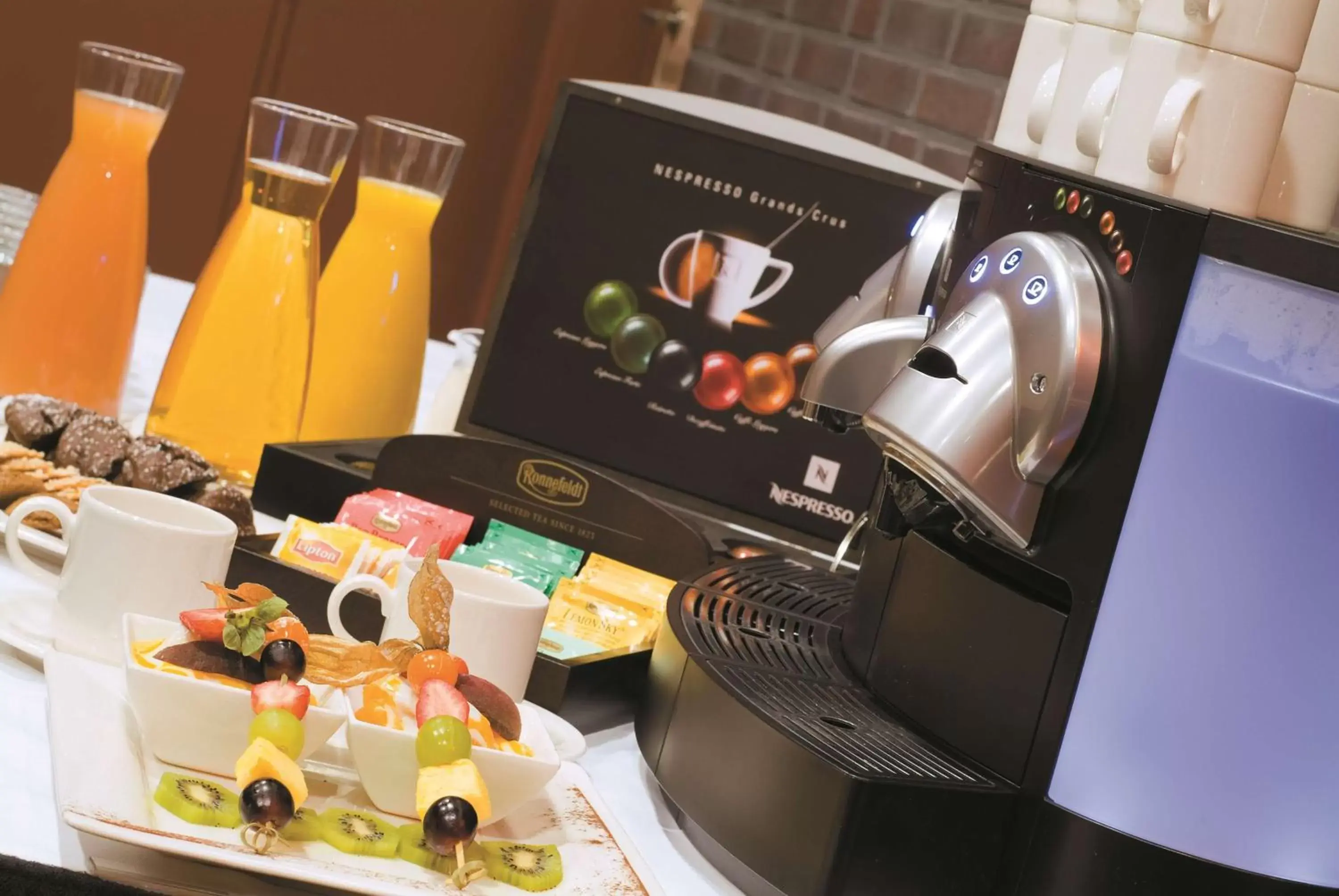 Restaurant/places to eat, Coffee/Tea Facilities in Radisson Blu Hotel, Hasselt