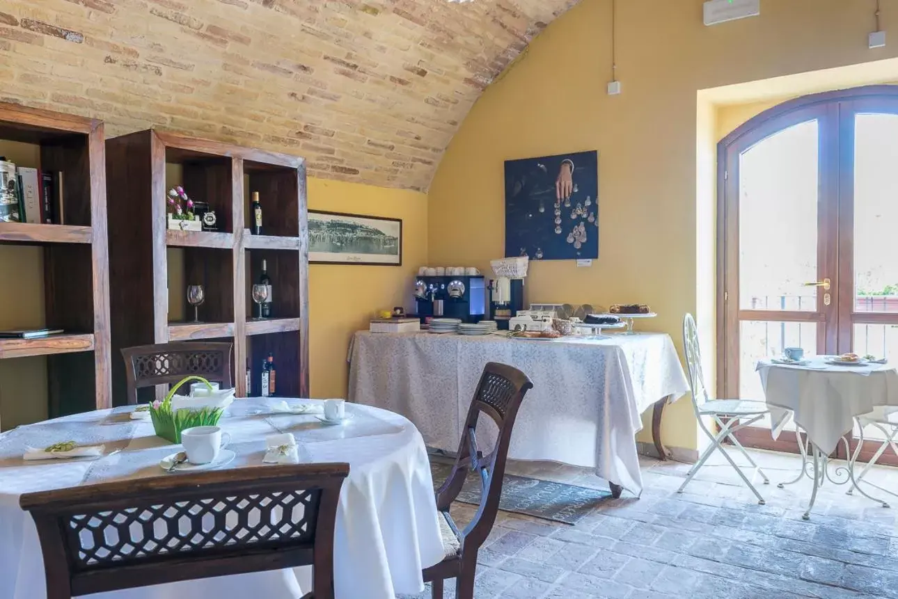 Restaurant/Places to Eat in Torre della Loggia - Dimora Storica - Ortona