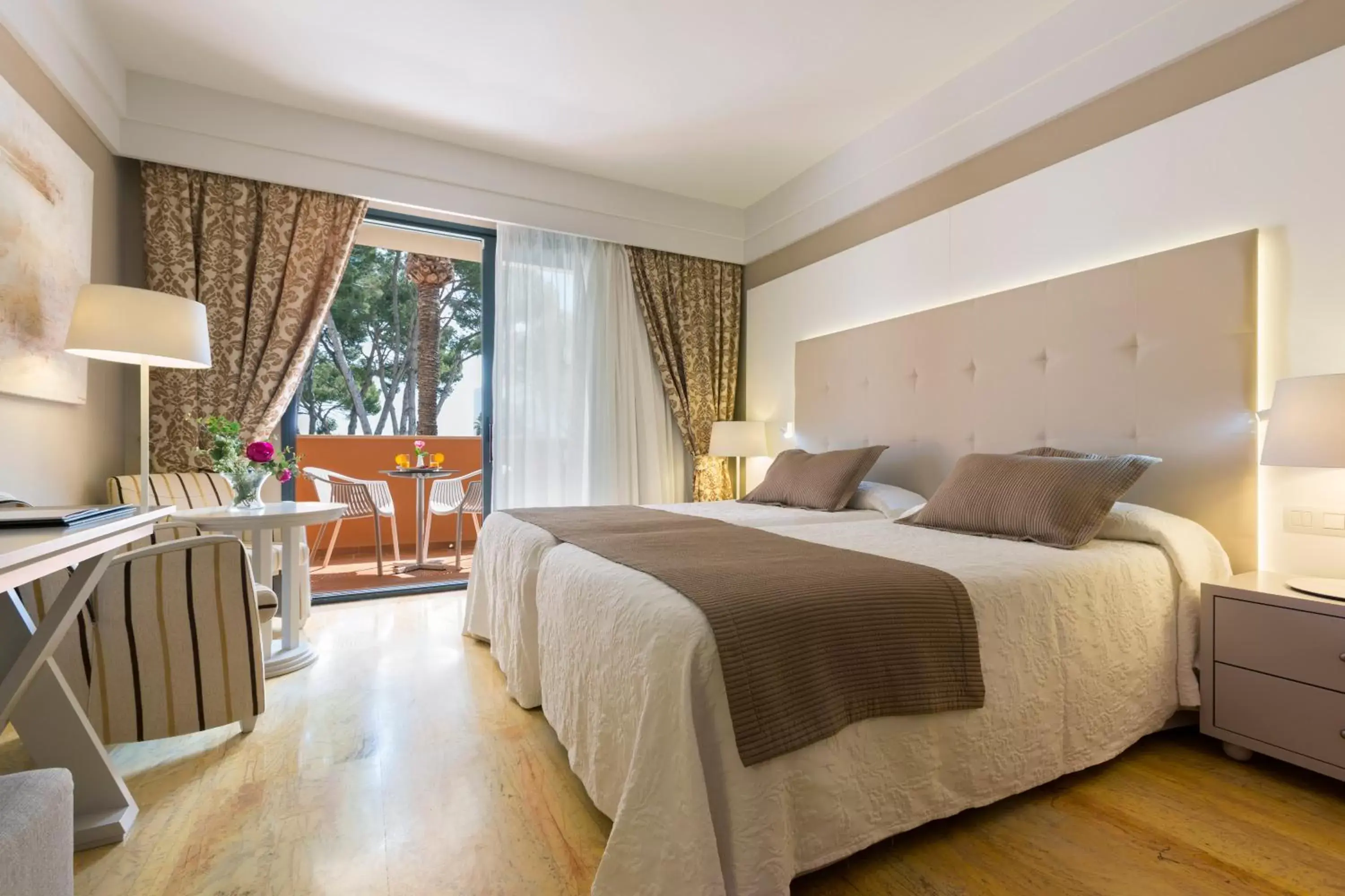 Bed in Hipotels Hipocampo Palace & Spa Bed in Hipotels Hipocampo Palace & Spa