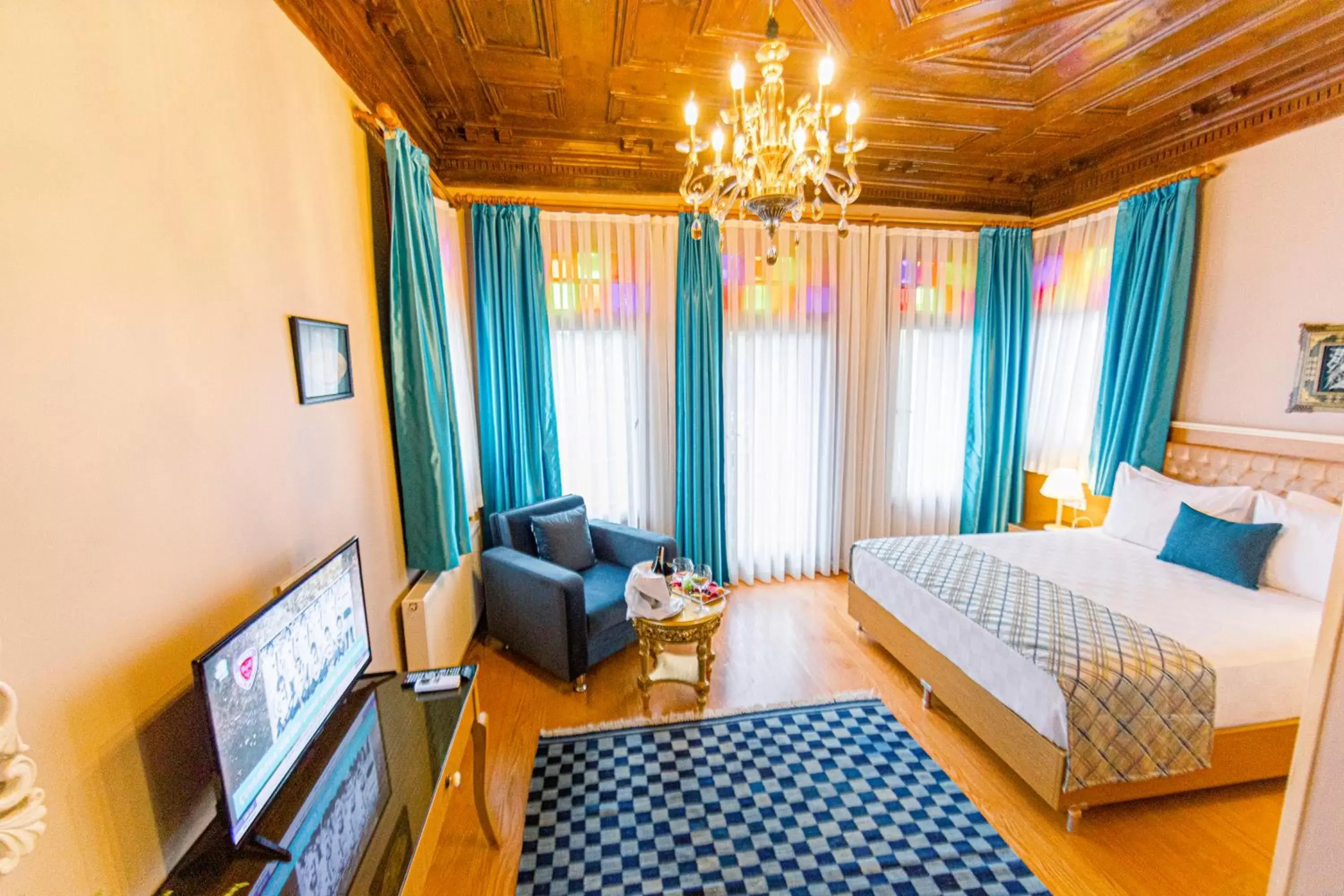 Massage, Bed in Acacia Mansion Hotel Massage, Bed in Acacia Mansion Hotel