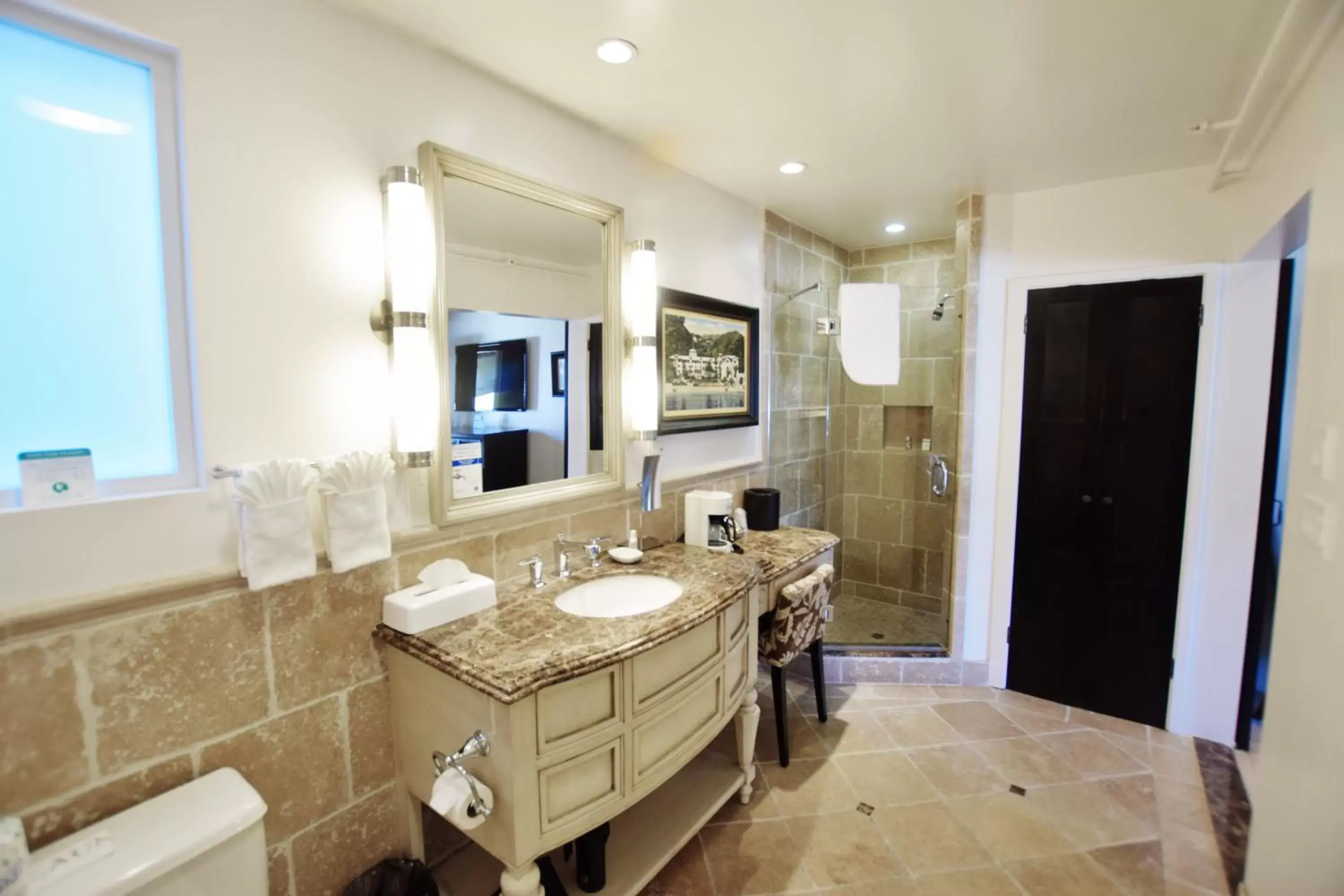 Bathroom in Catalina Courtyard Suites