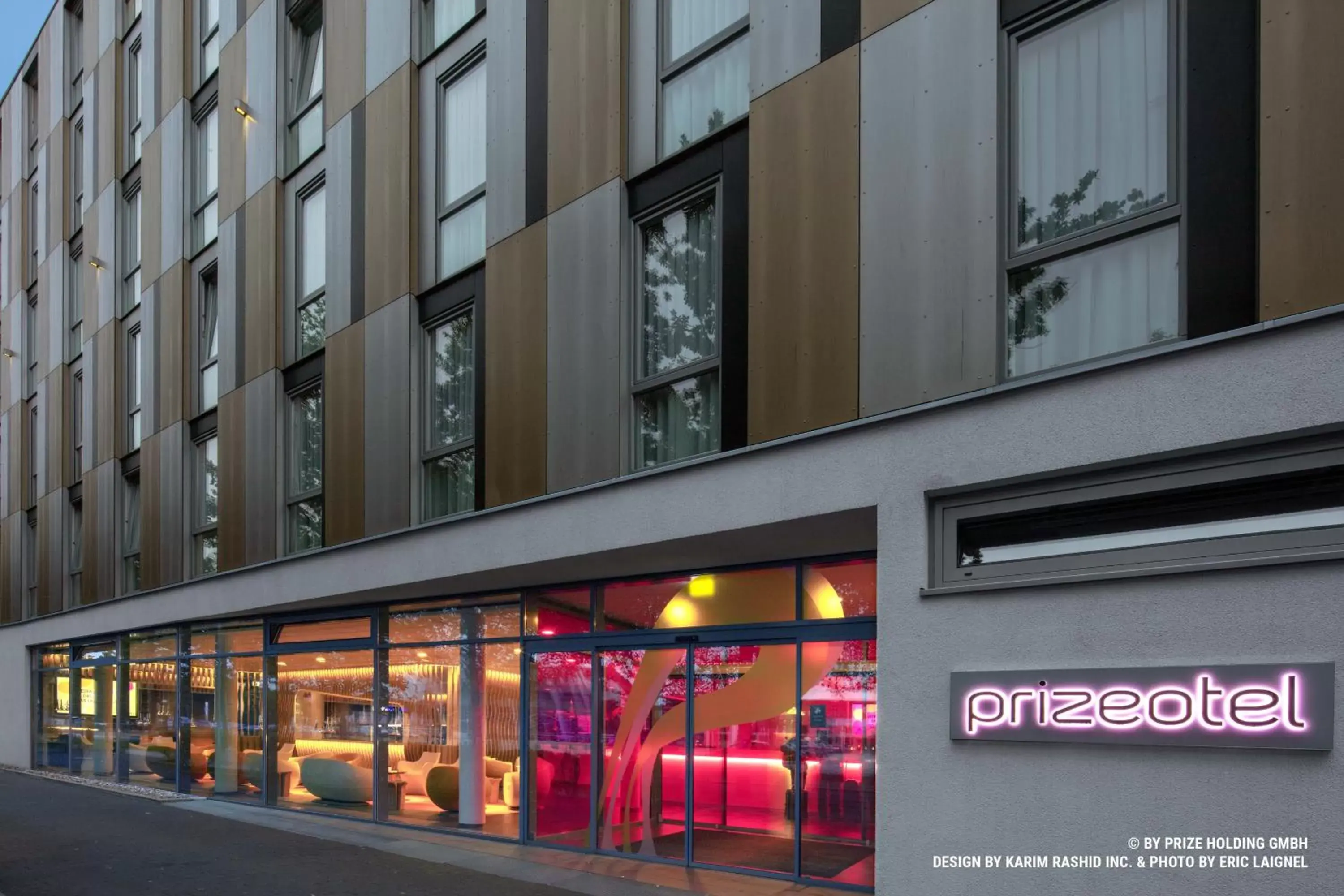 Facade/entrance, Property Building in prizeotel Bremen-City