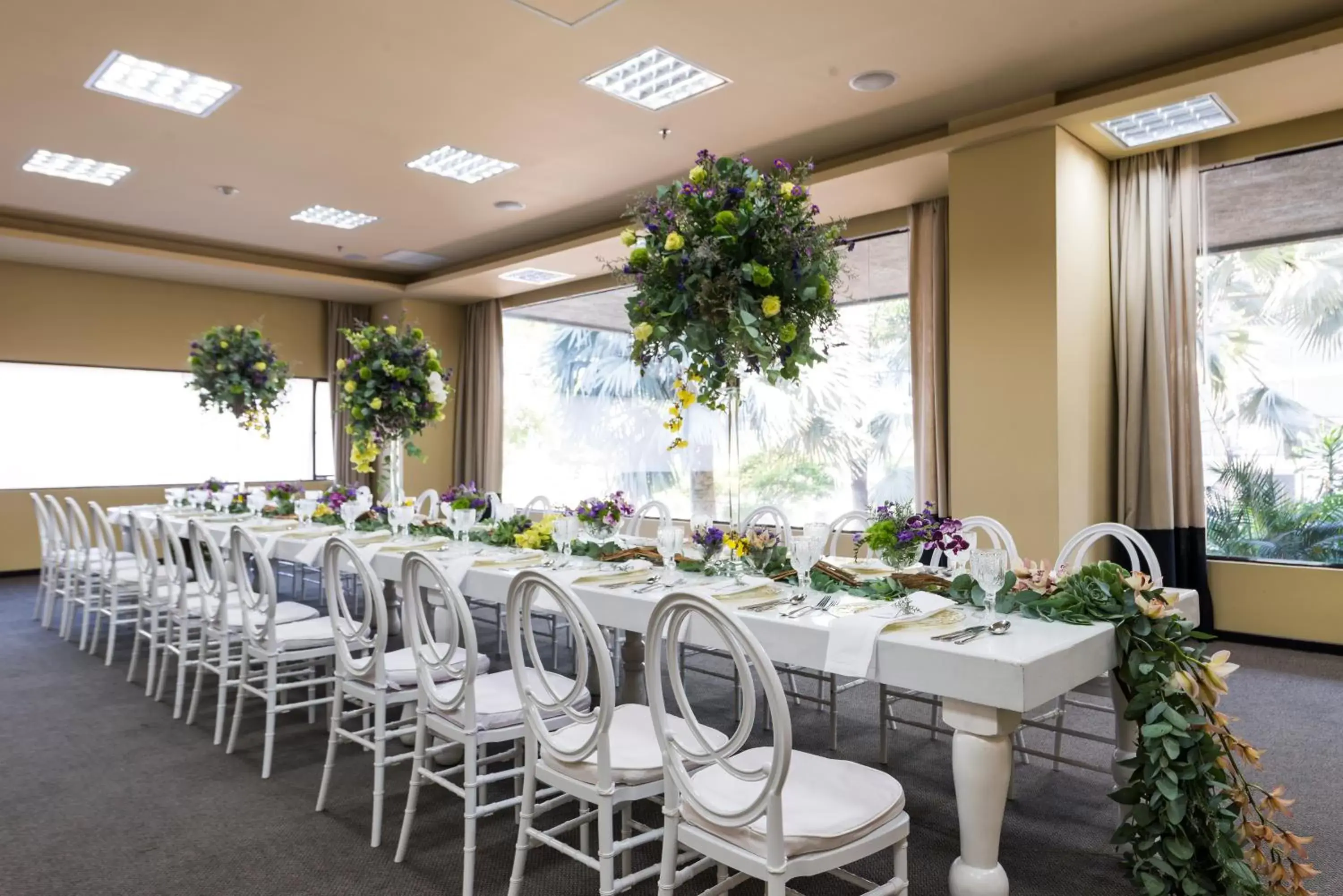 Banquet/Function facilities, Restaurant/Places to Eat in Movich Hotel de Pereira