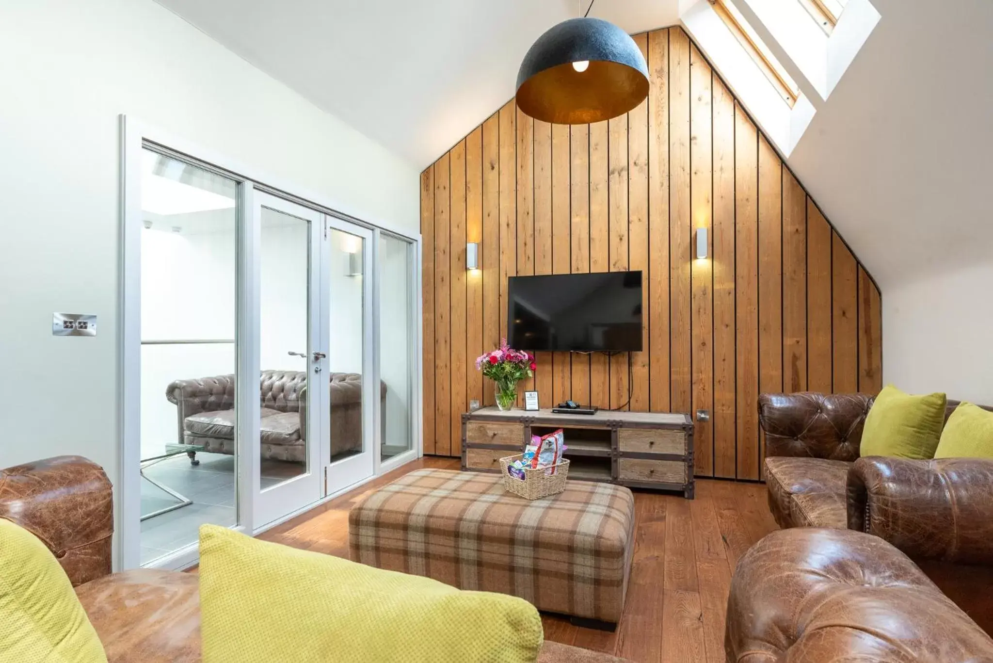 TV and multimedia, Seating Area in The Lawrance Luxury Aparthotel - York