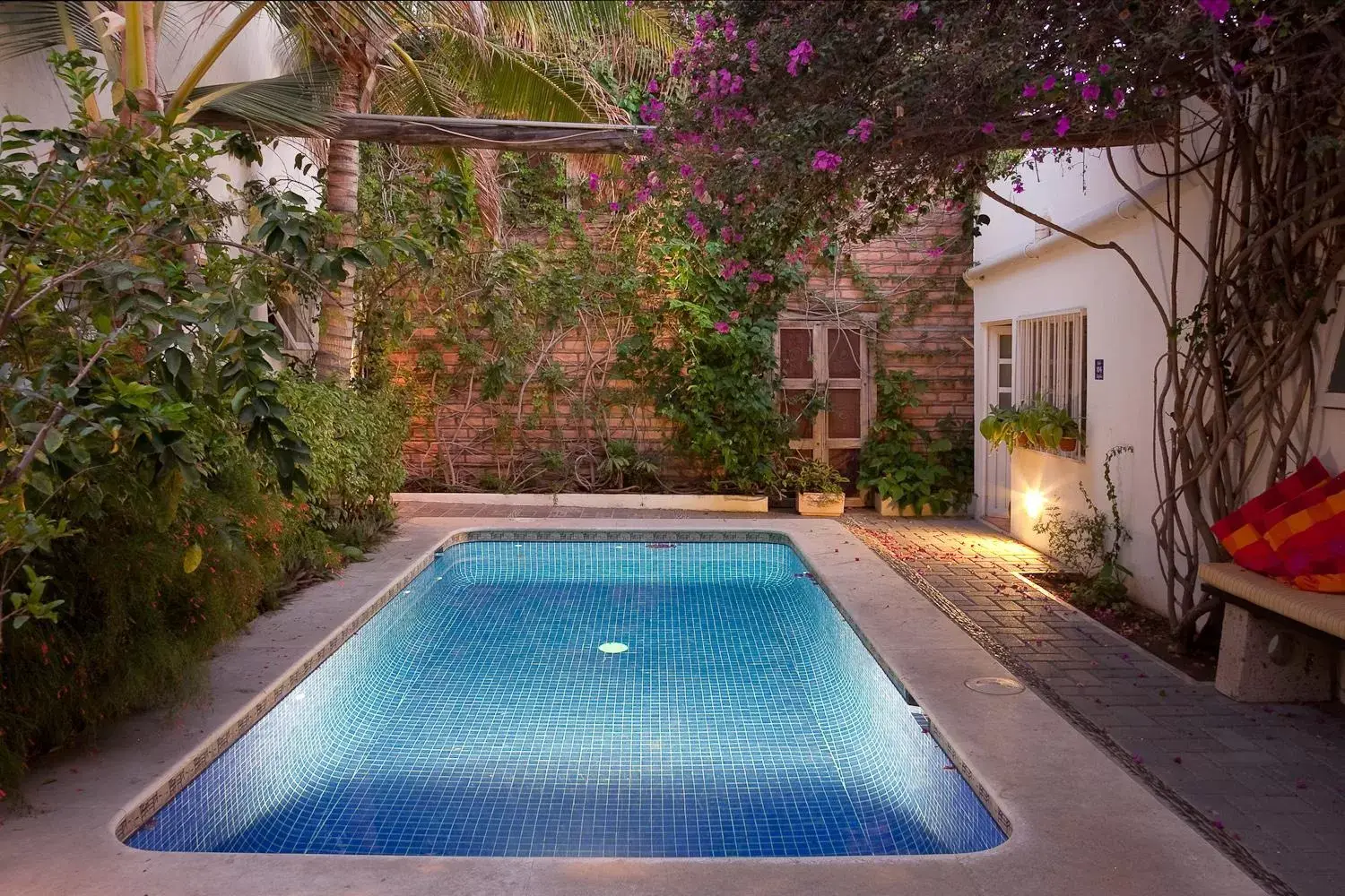 Swimming Pool in Los Milagros Hotel