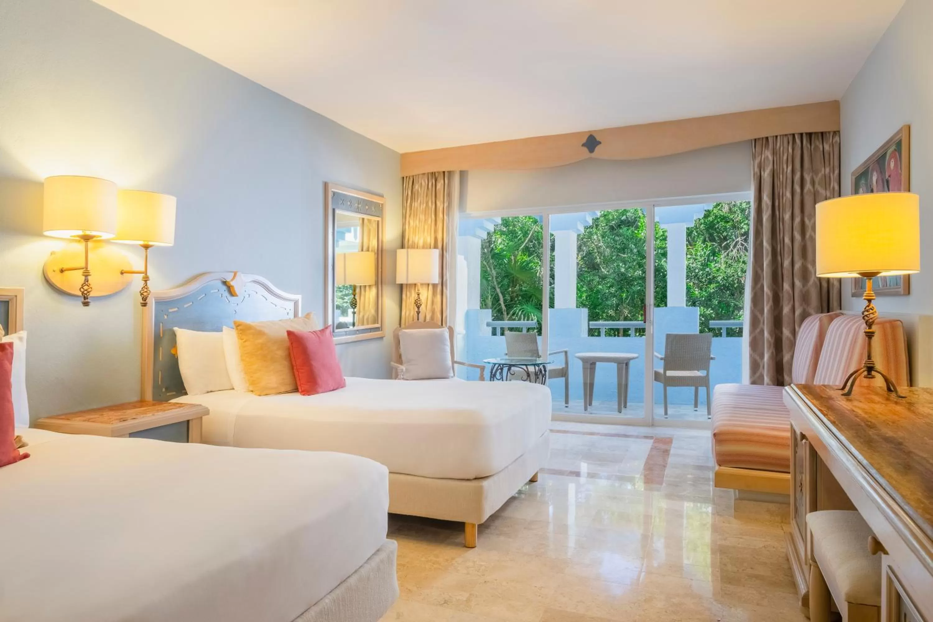 Premium Room (2 Adults + 1 Child) in Iberostar Waves Paraíso del Mar - All Inclusive