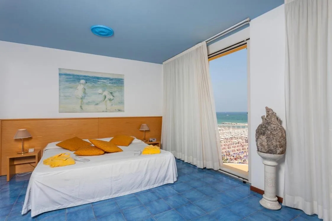 Photo of the whole room, Bed in Hotel Resort Marinella