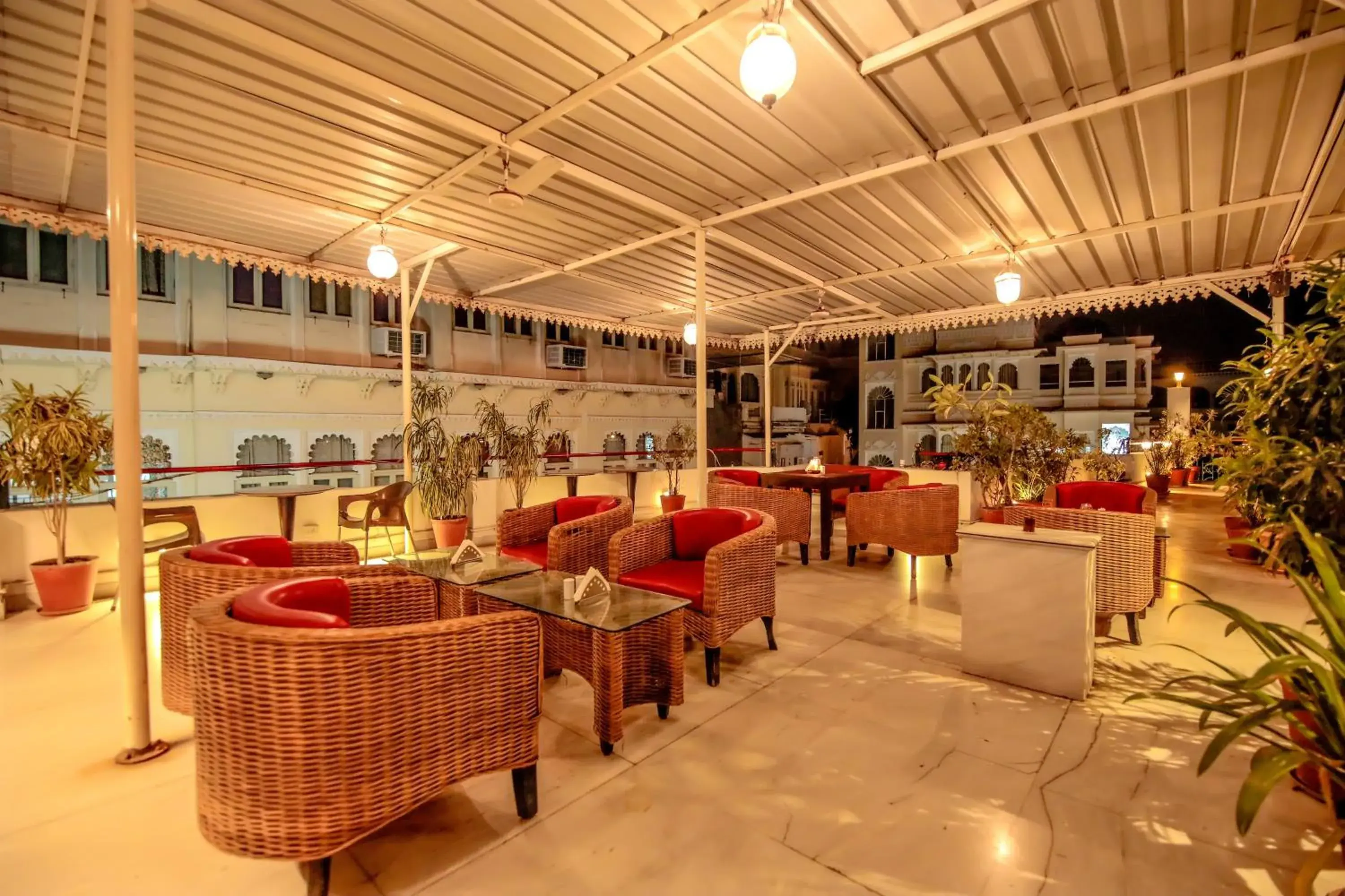 Seating area, Restaurant/Places to Eat in Hotel Devraj Niwas on Lake Pichola Udaipur