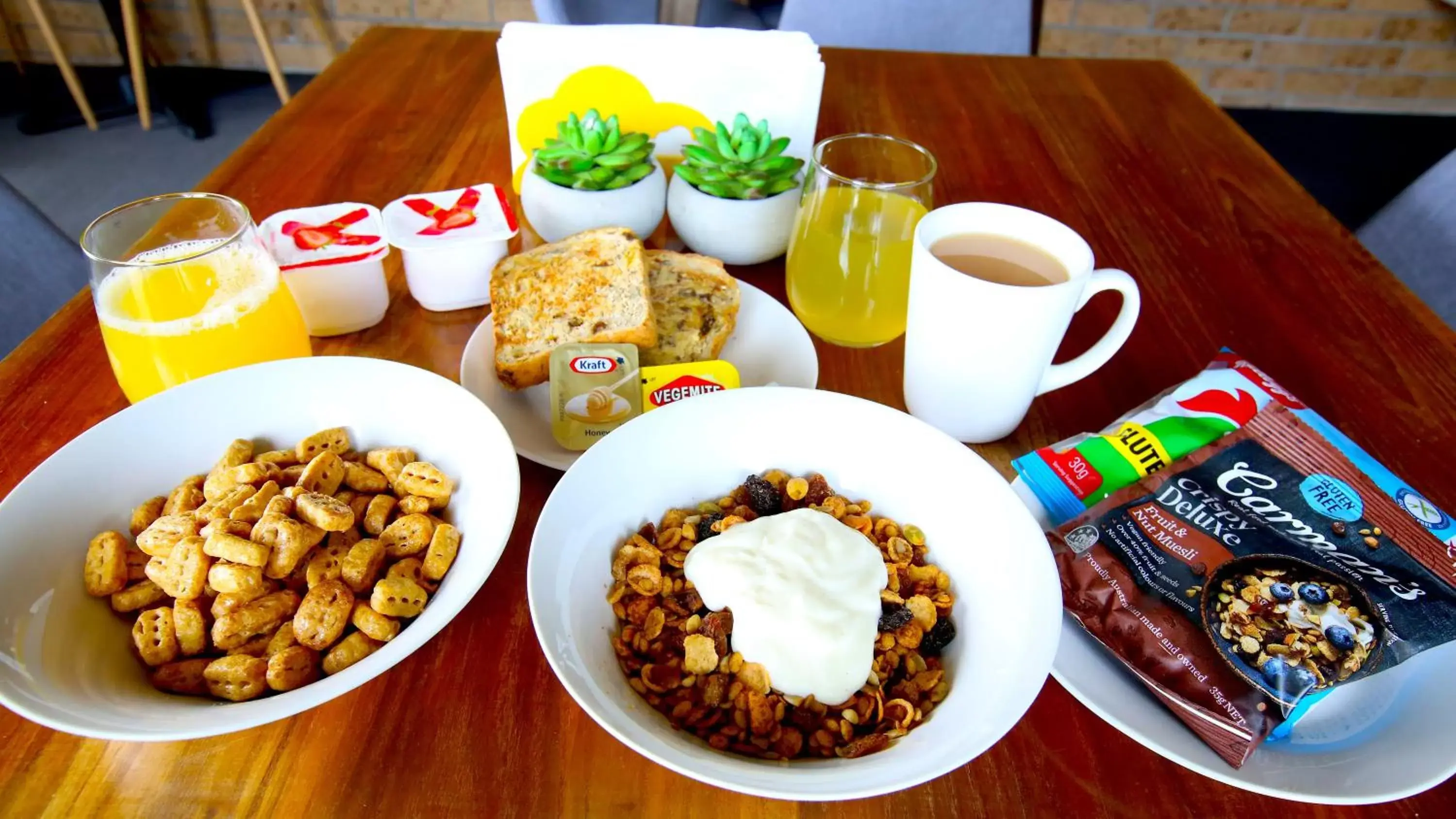 Continental breakfast in Tweed Harbour Motor Inn