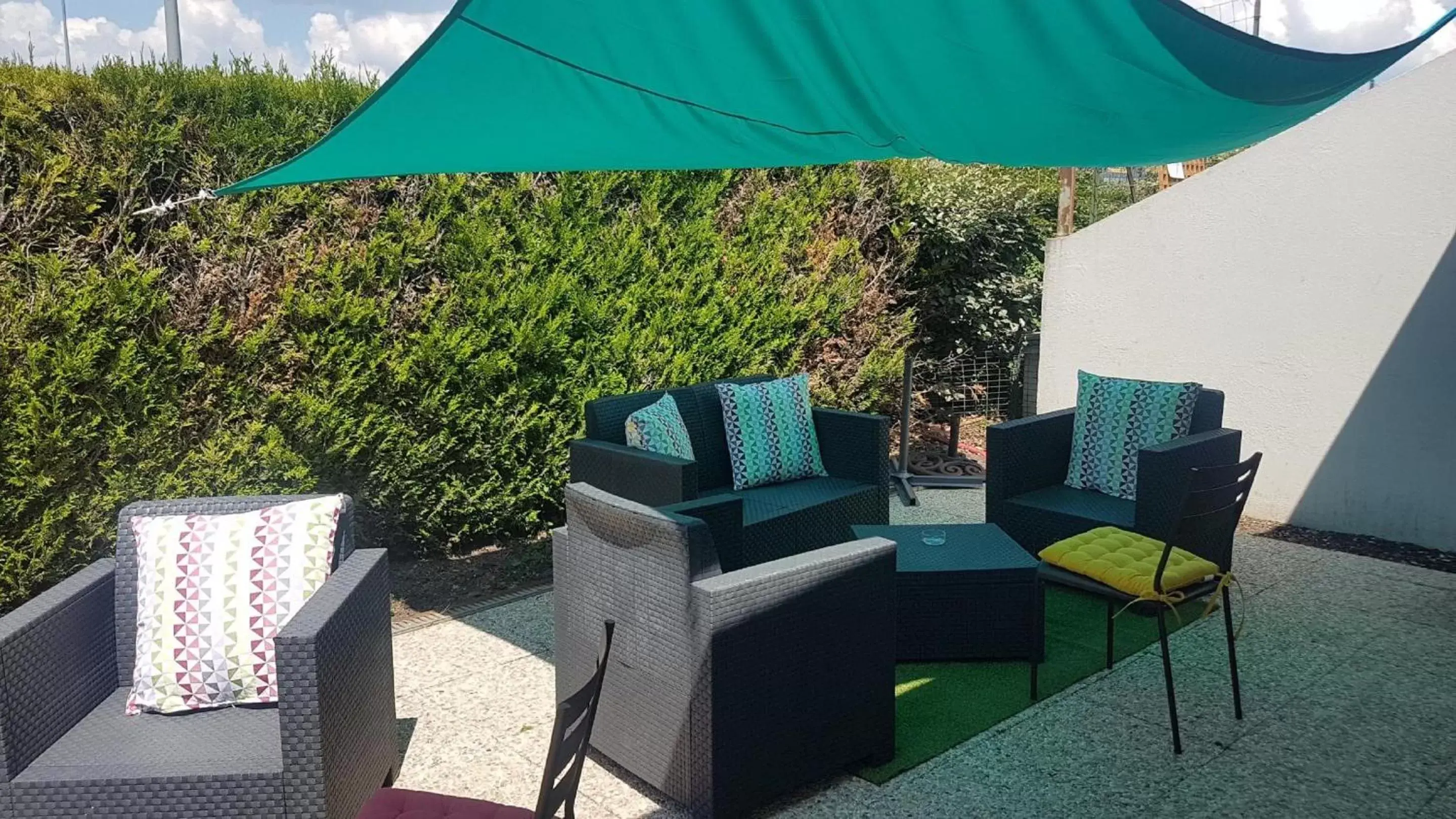 Balcony/Terrace, Patio/Outdoor Area in Campanile Dijon Sud - Marsannay