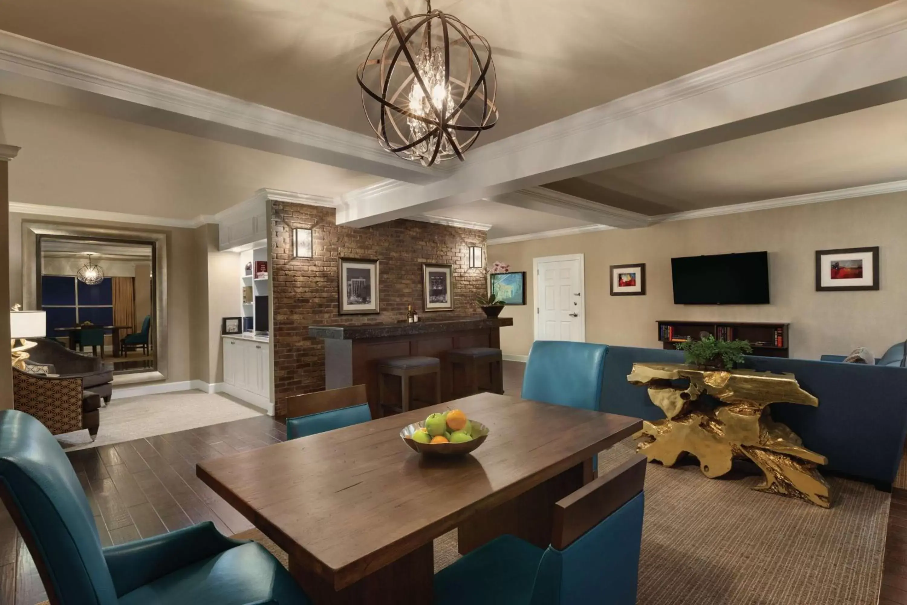 Living room, Dining Area in Hilton Columbia Center