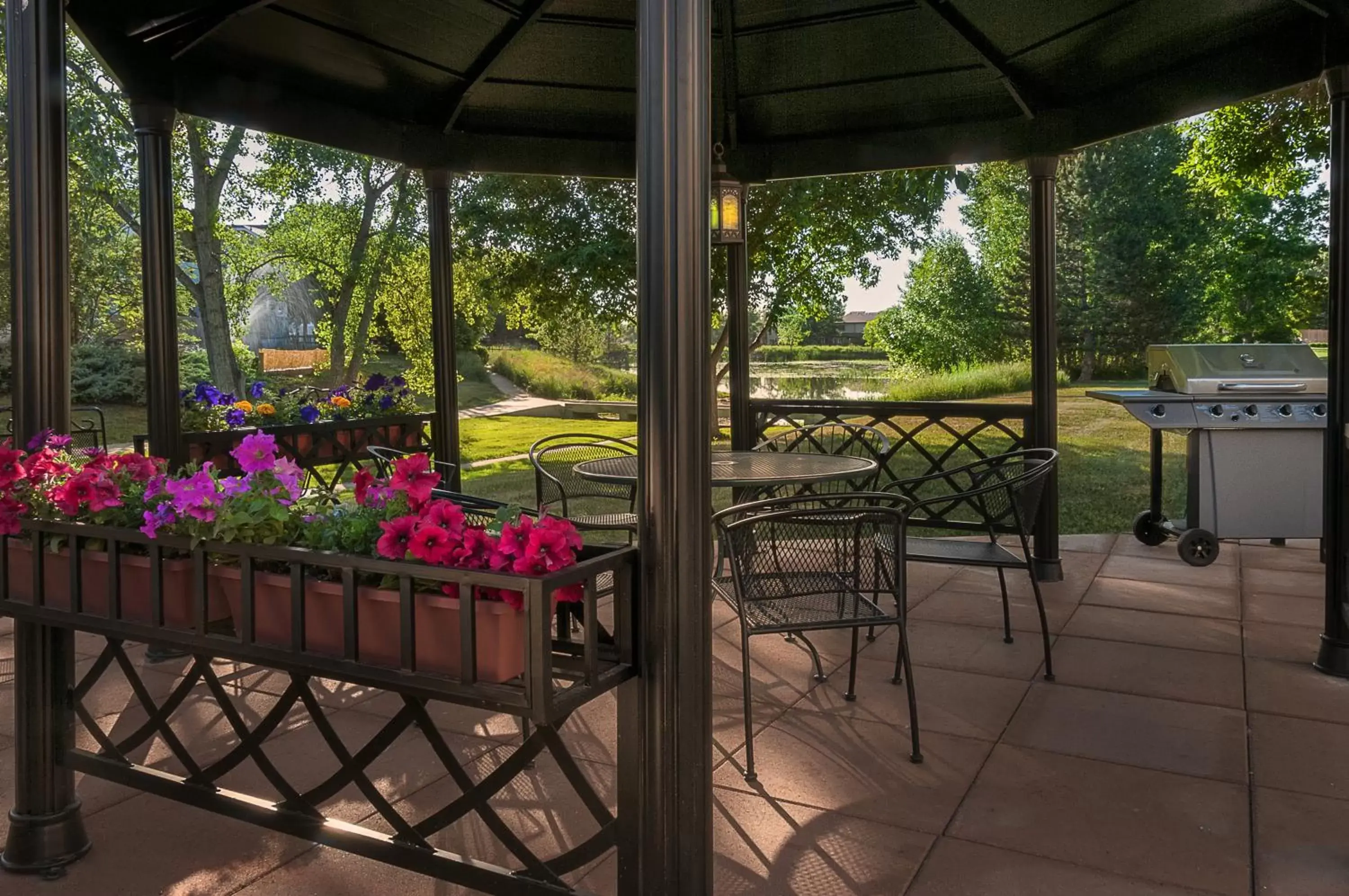 Patio in Boulder Twin Lakes Inn