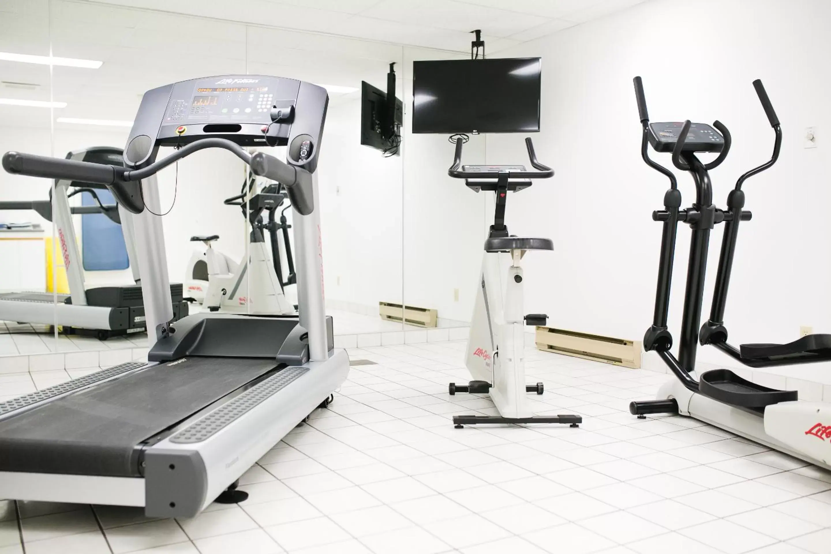 Fitness centre/facilities, Fitness Center/Facilities in Victoria Inn Flin Flon